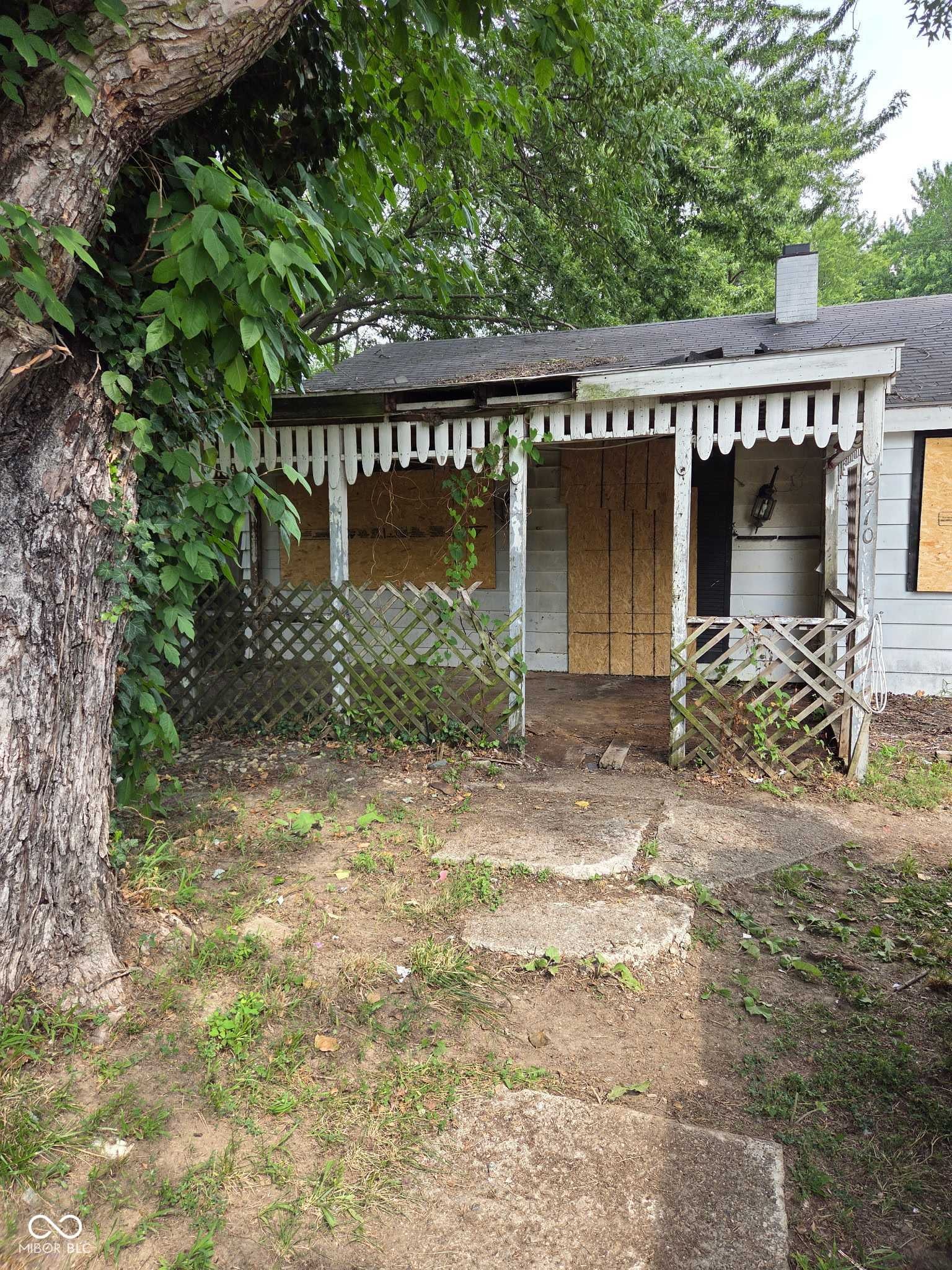 2710 Saint Dennis Court — photo
