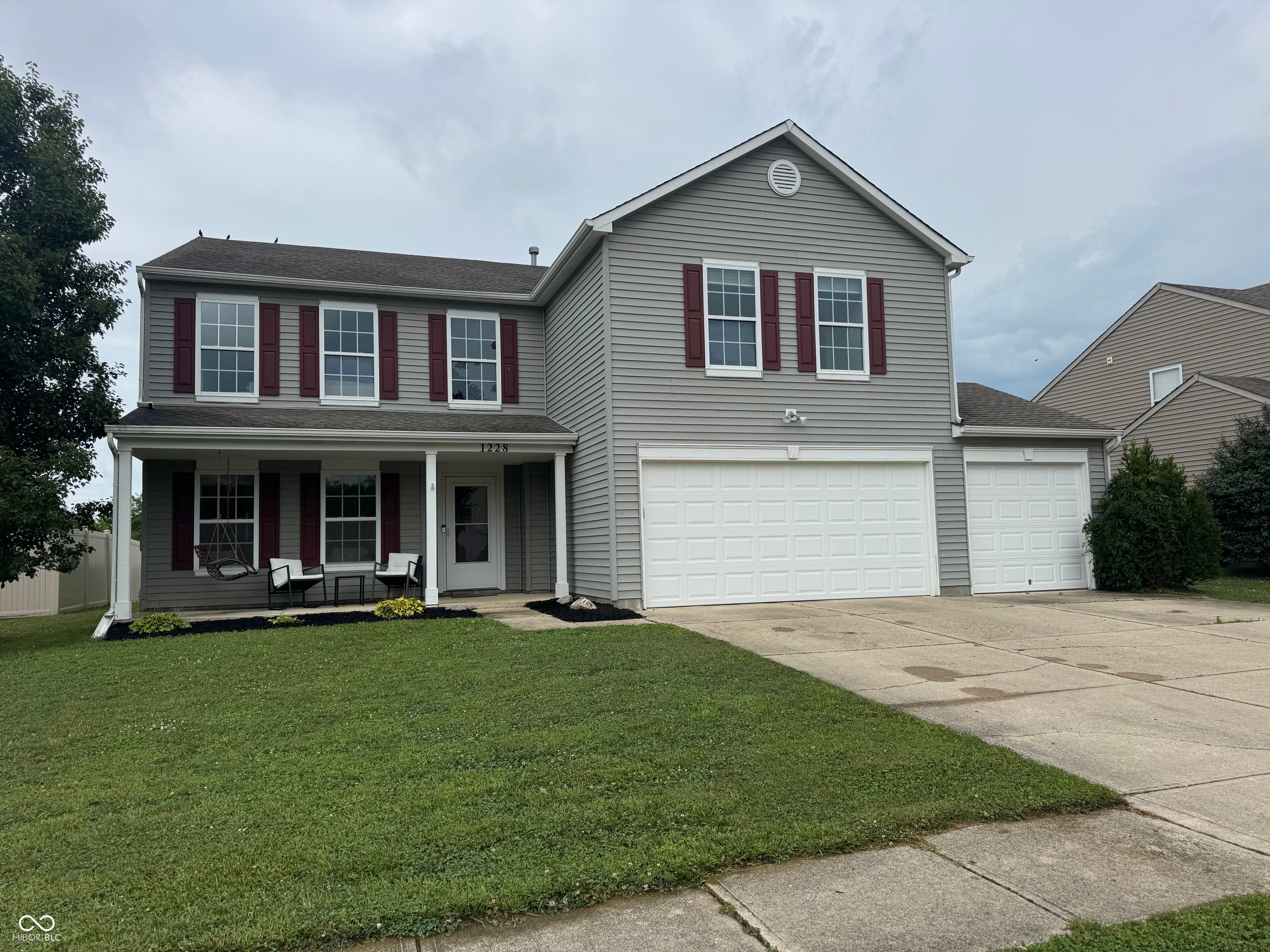 1228 Maple Trace Way — photo