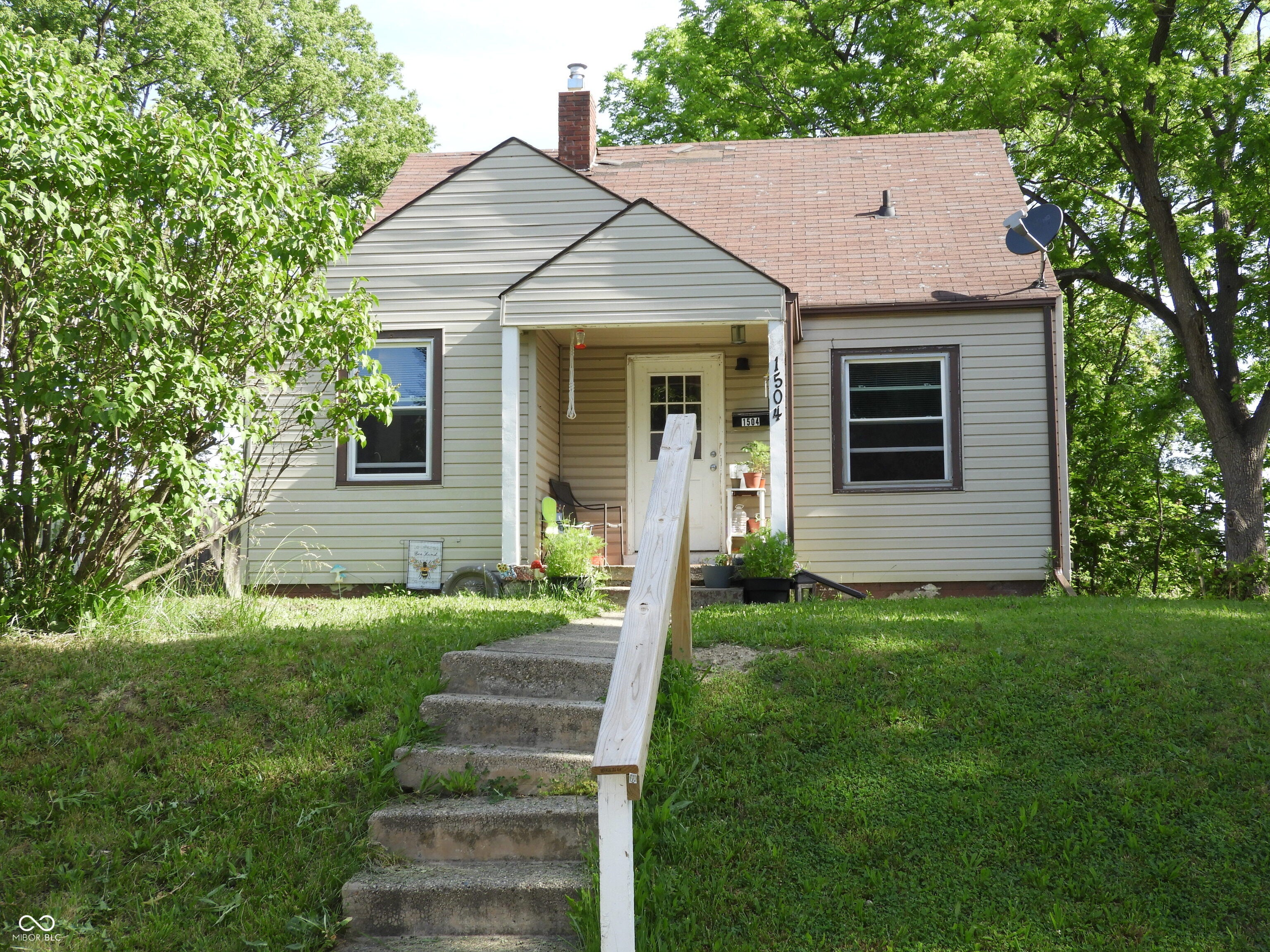 1504 W 11th Street — photo