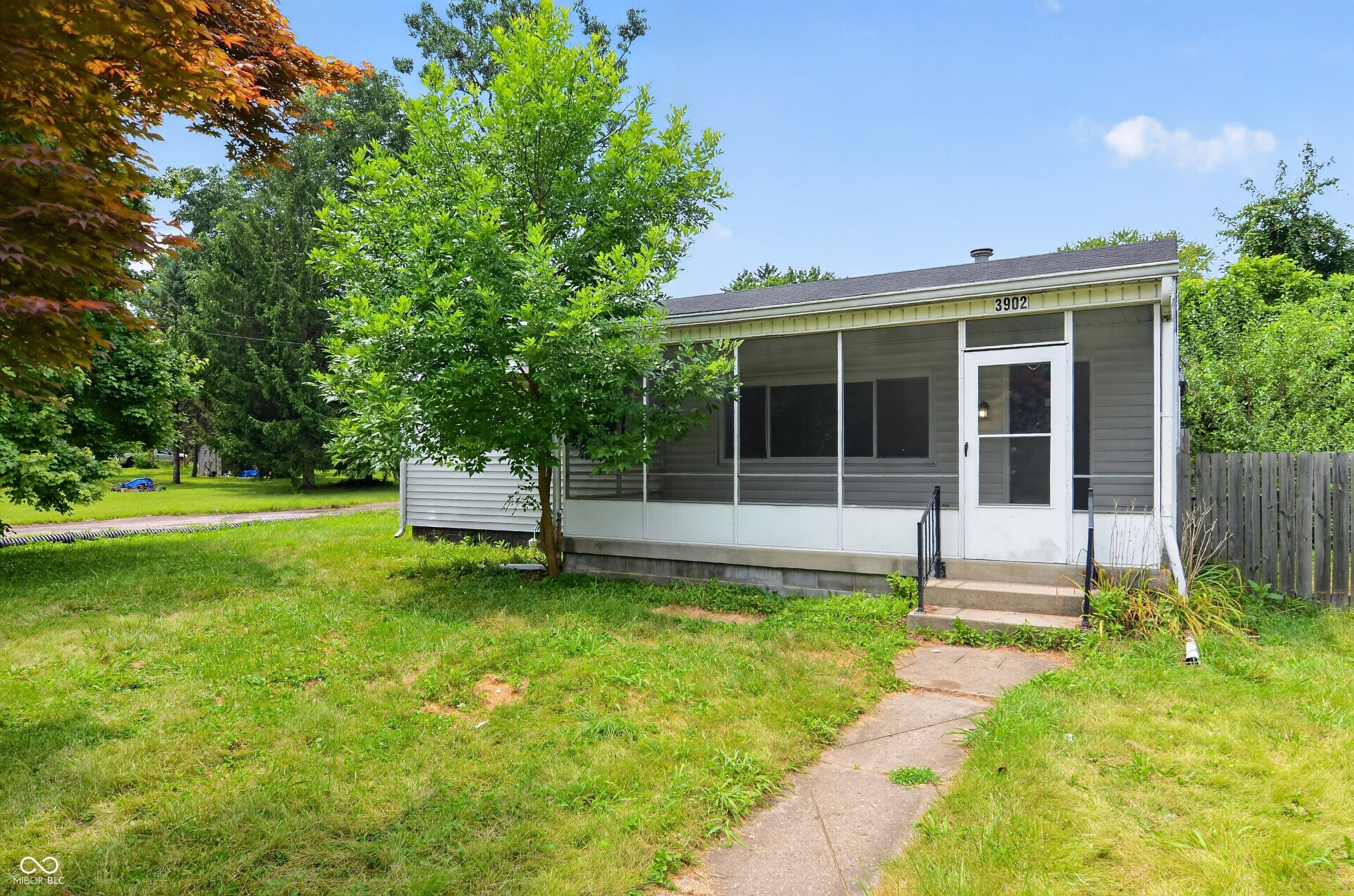 3902 N Hartman Drive — photo