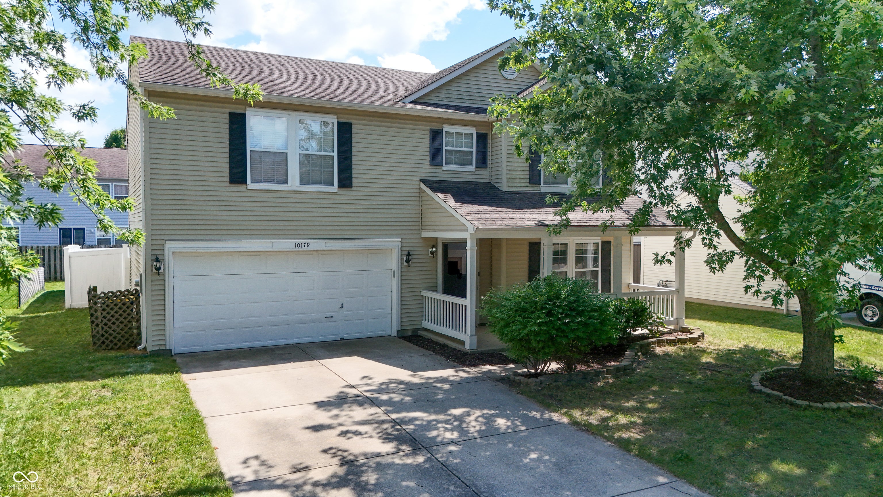 10179 Holly Berry Circle — photo