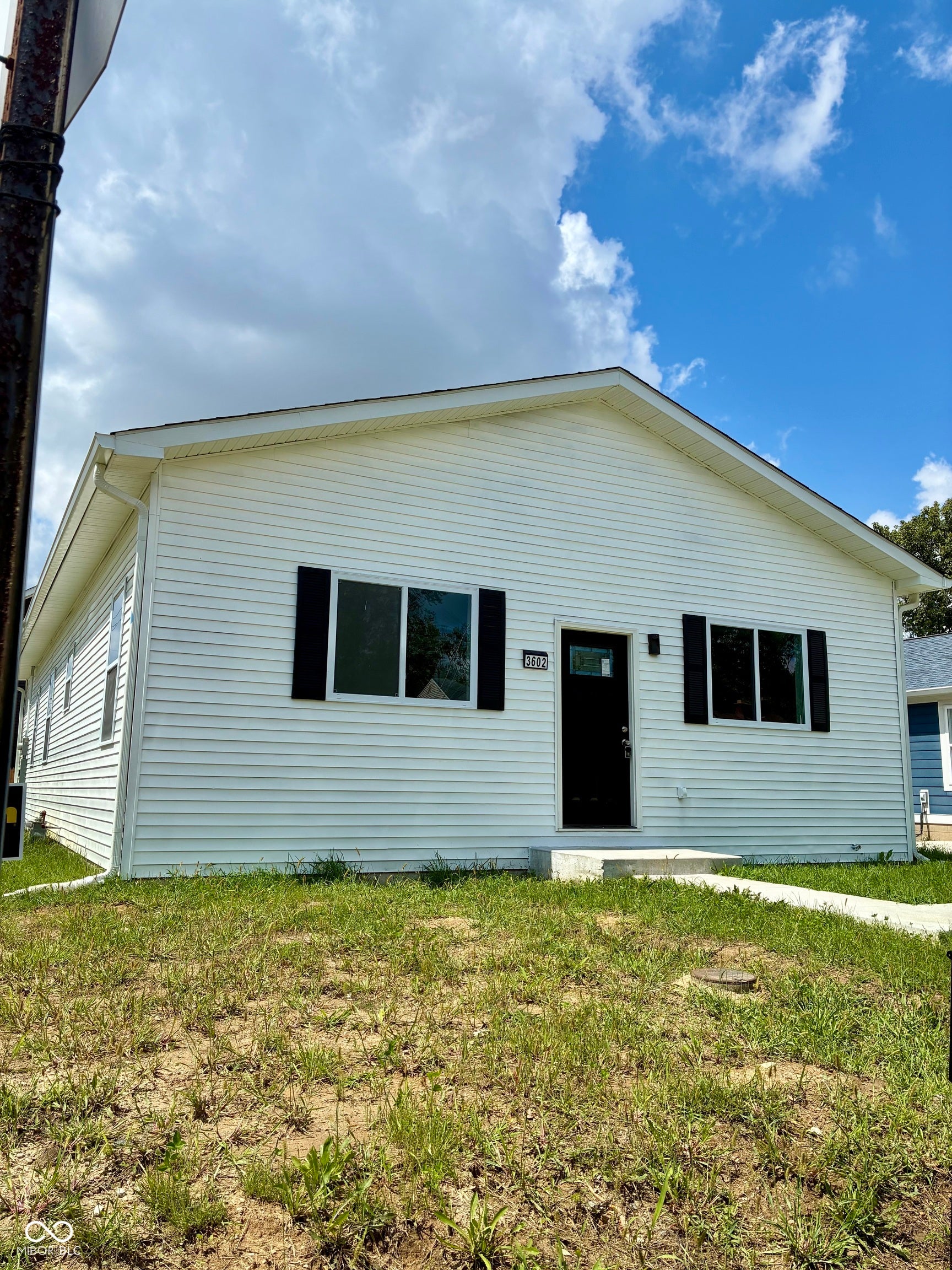 3602 N Dearborn Street — photo
