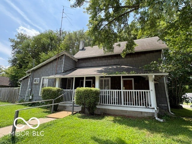 303 W 2nd Street — photo
