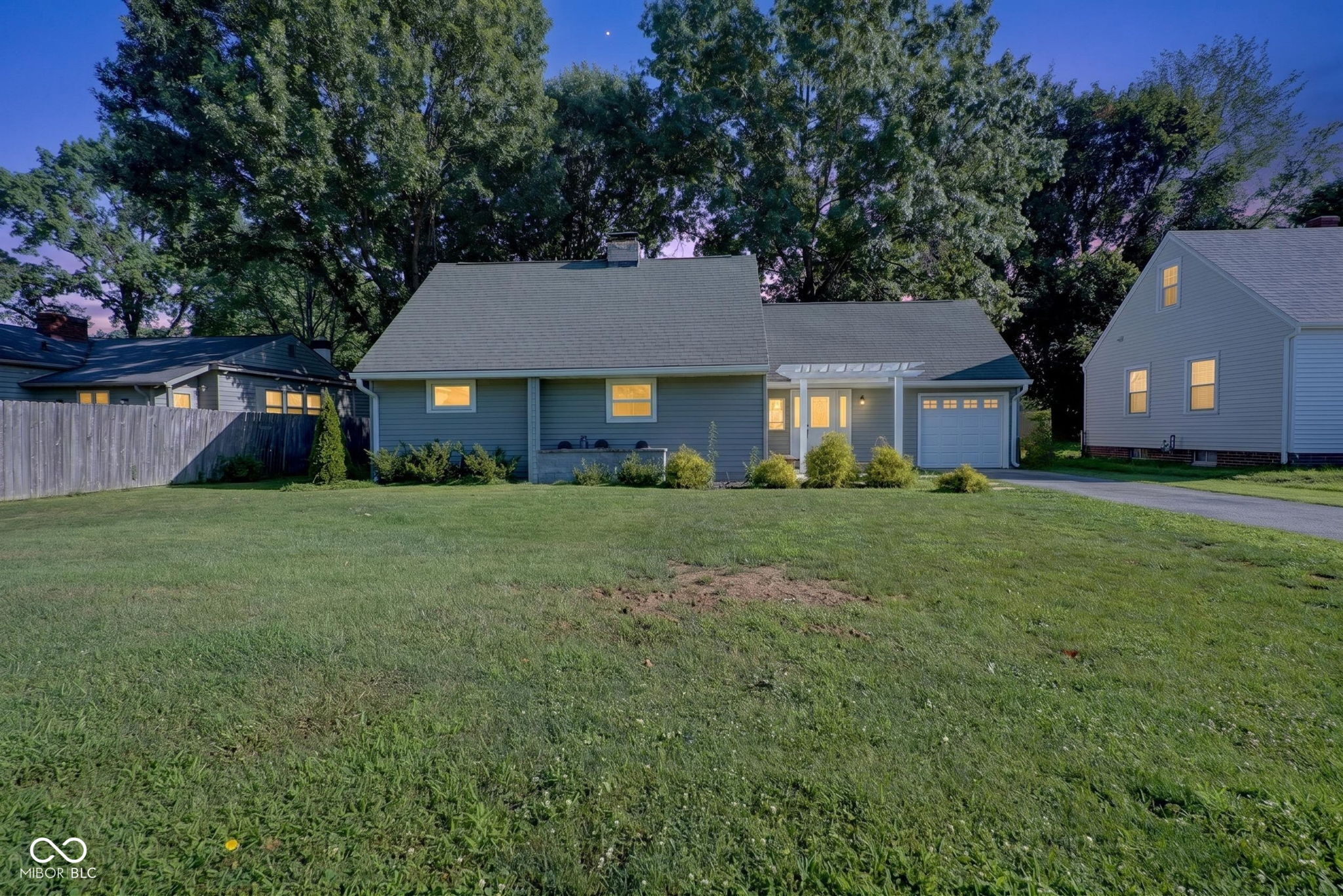 716 Aldridge Drive — photo