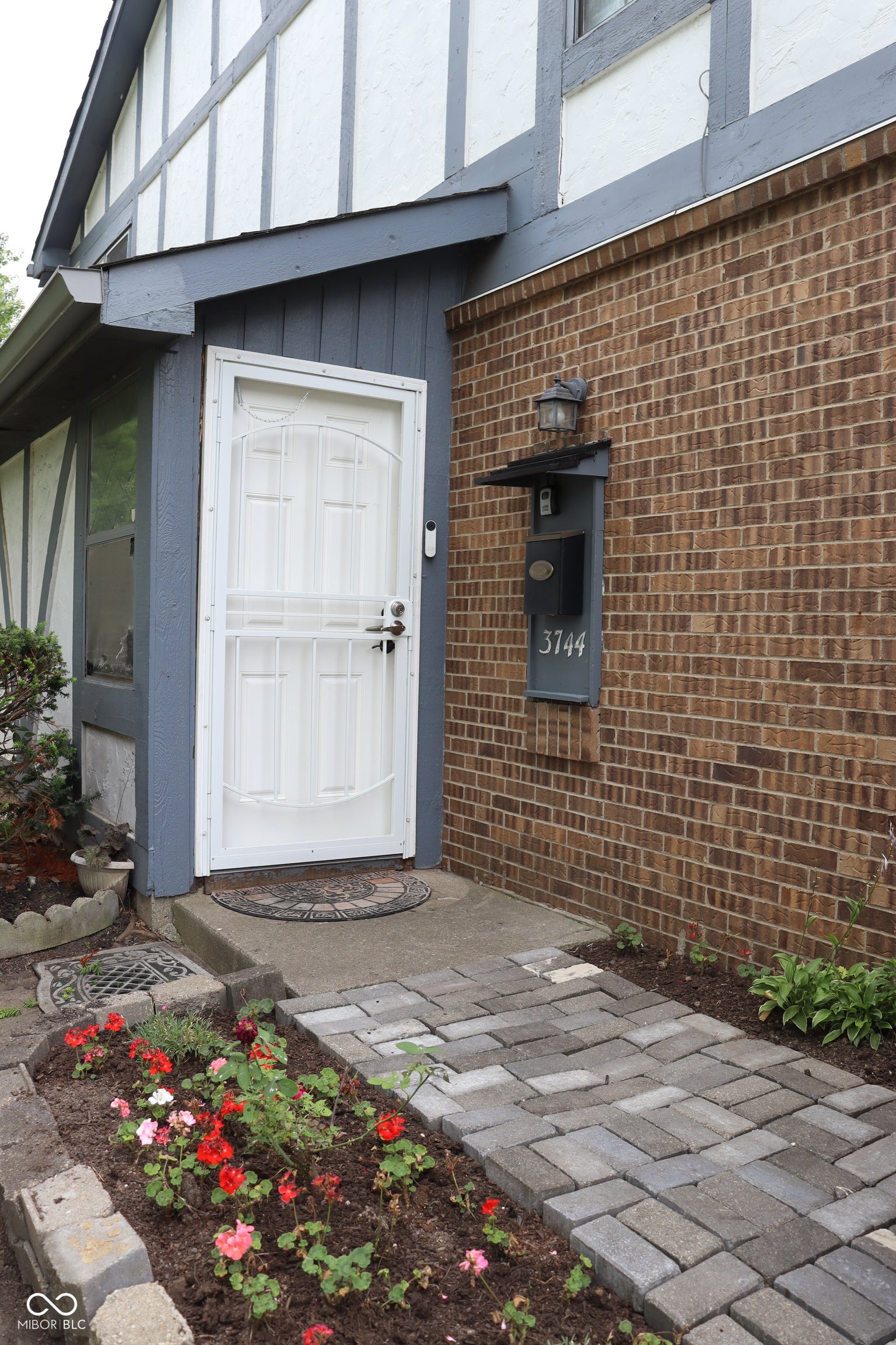 3744 Tudor Park Drive — photo