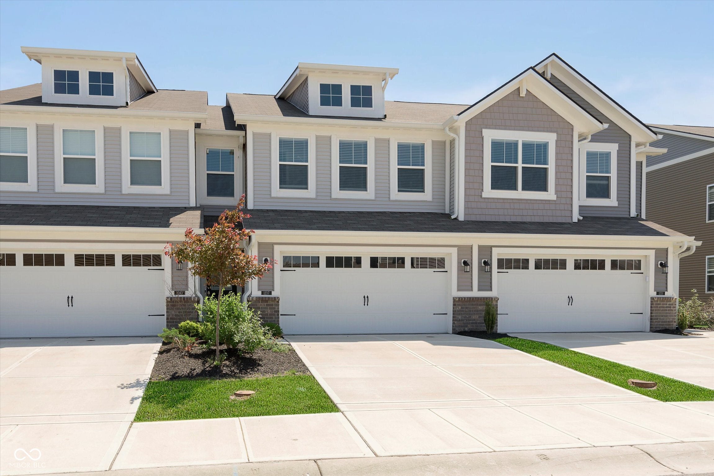 1237 Langham Street — photo