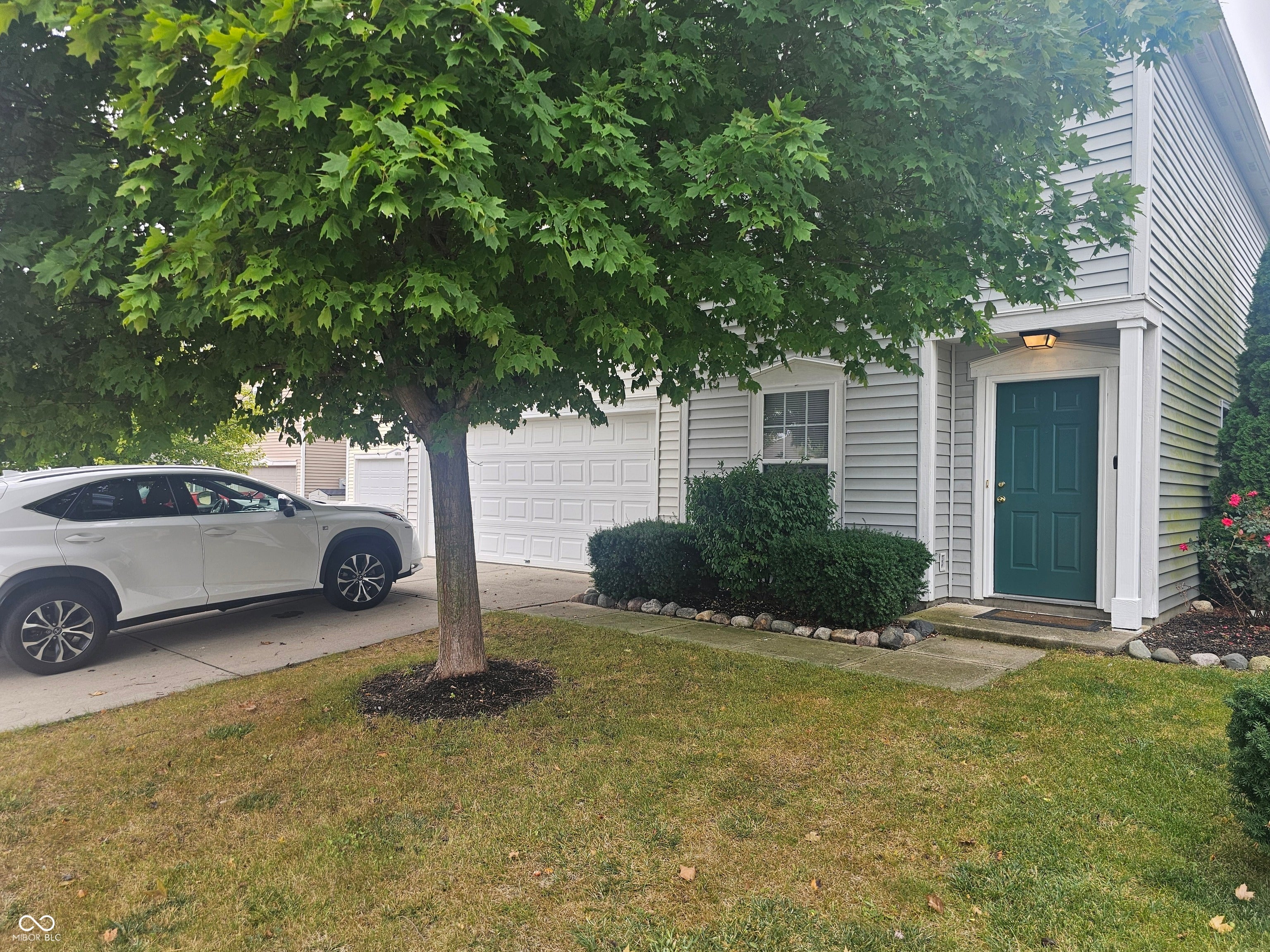 10891 Rose Lane — photo