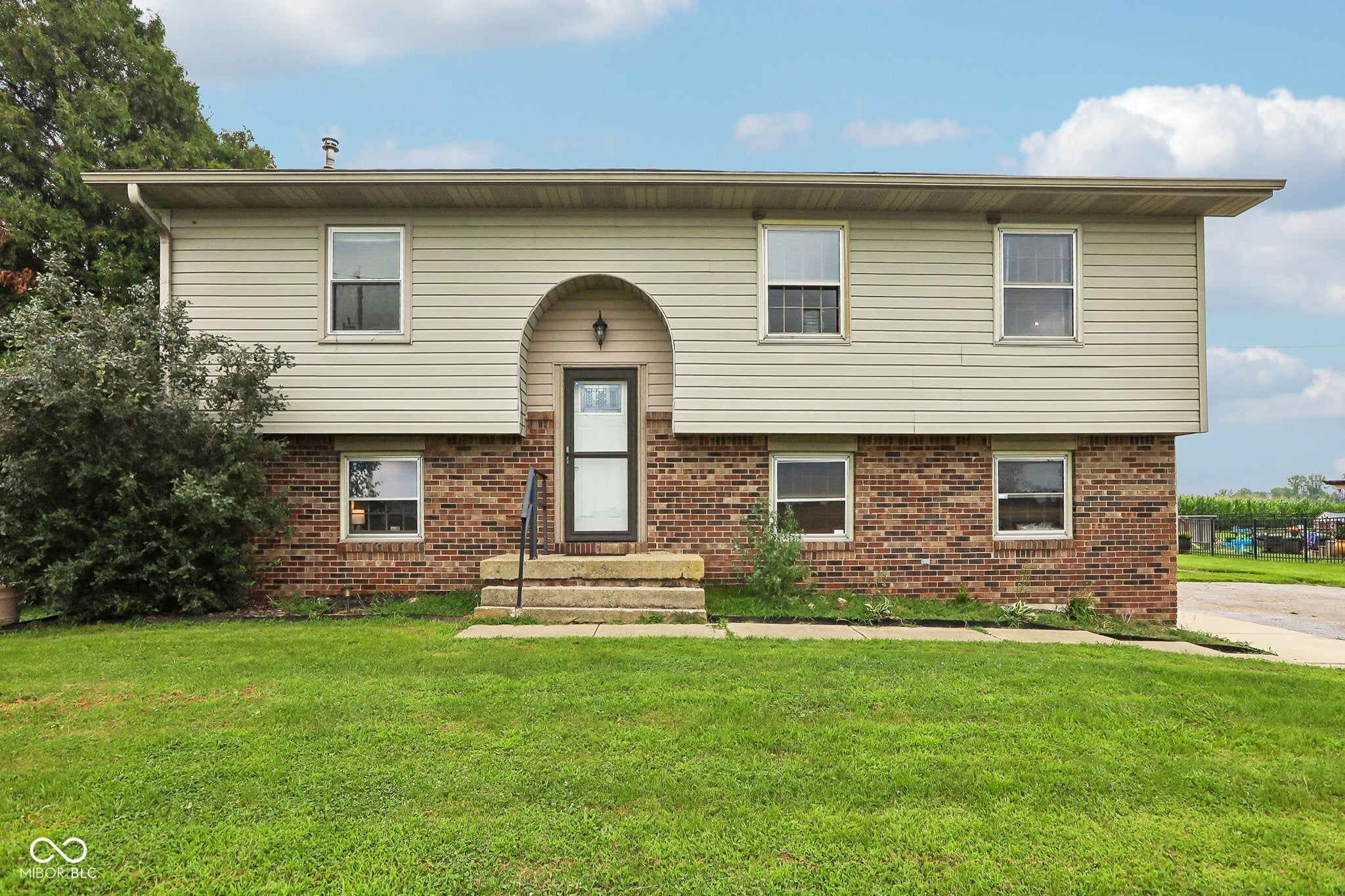 7180 N 400 W — photo