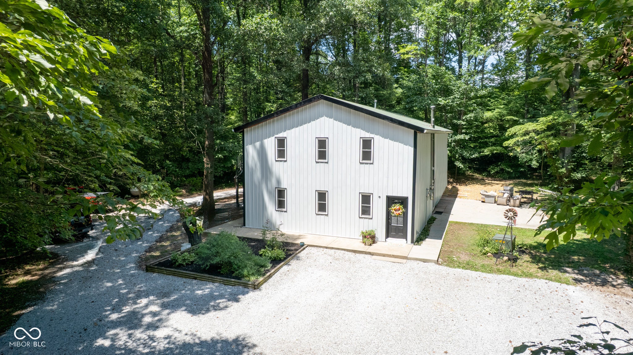 3938 N Chapel Lane — photo