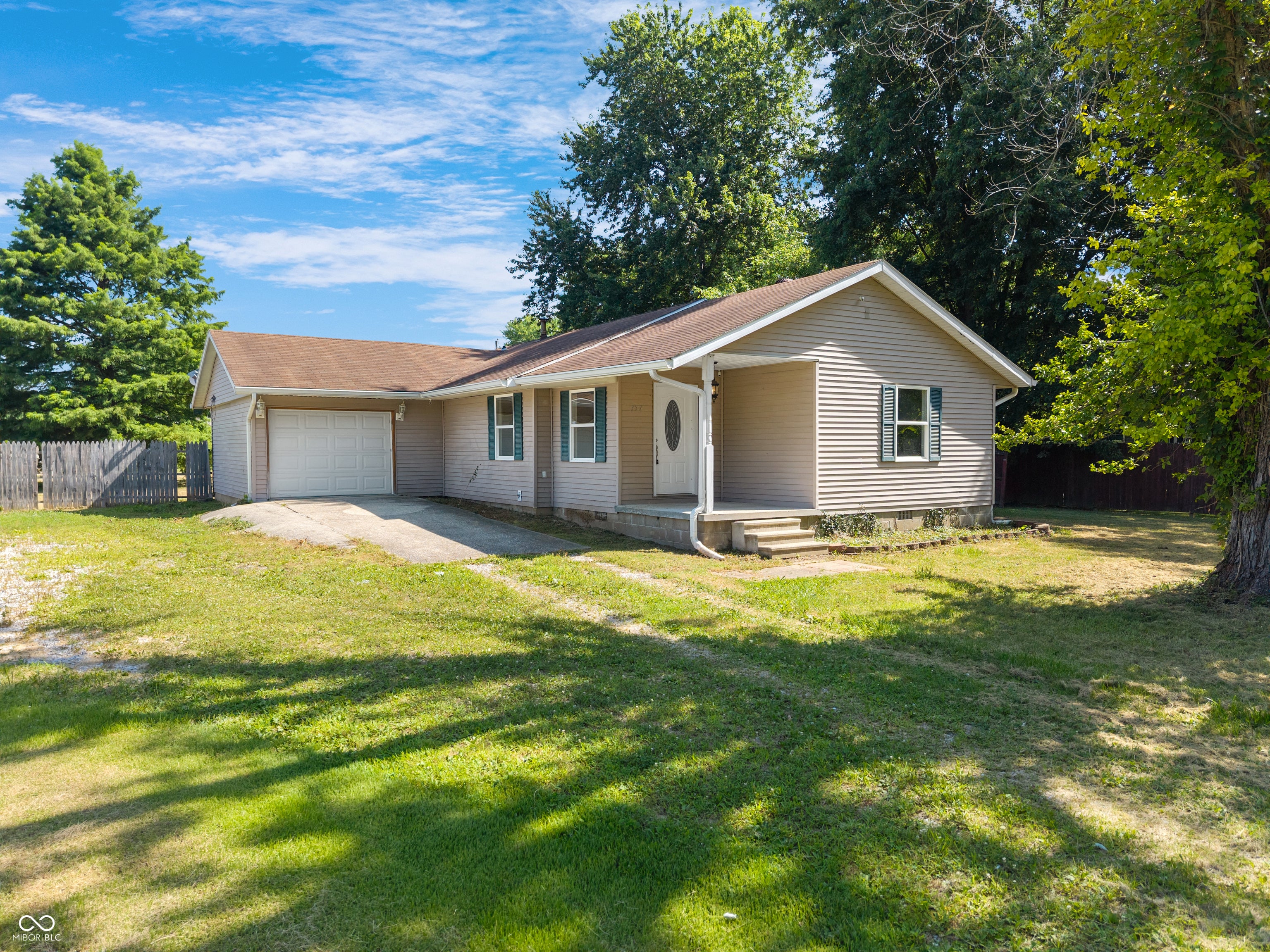 353 Trinton Circle — photo