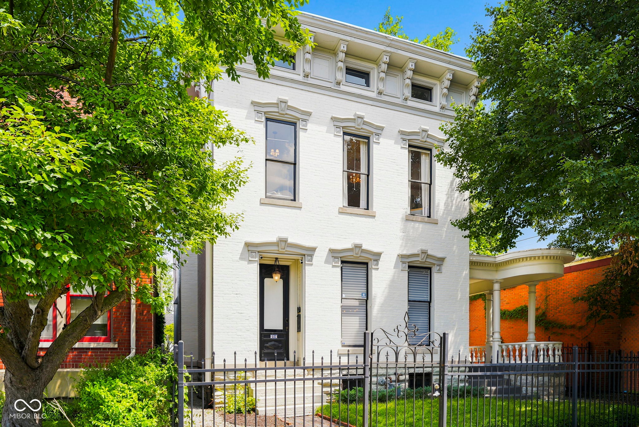 214 E Saint Joseph Street — photo