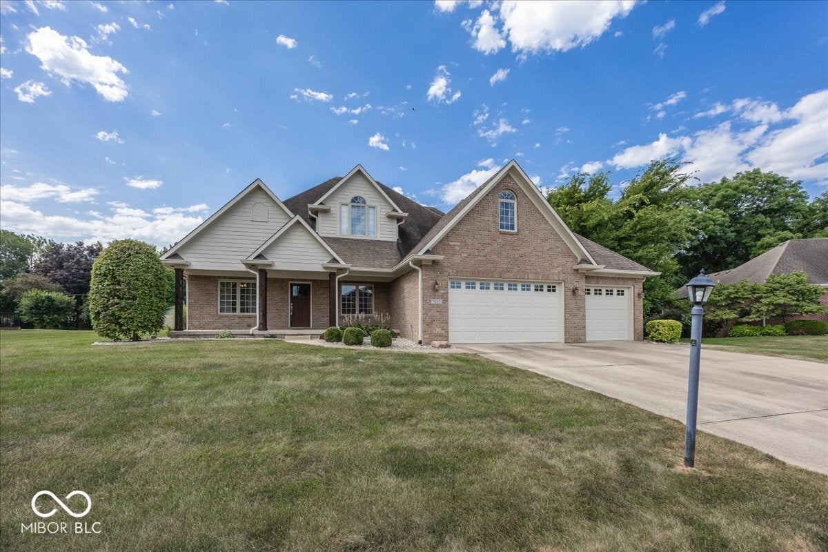 7082 Bitternut Lane — photo
