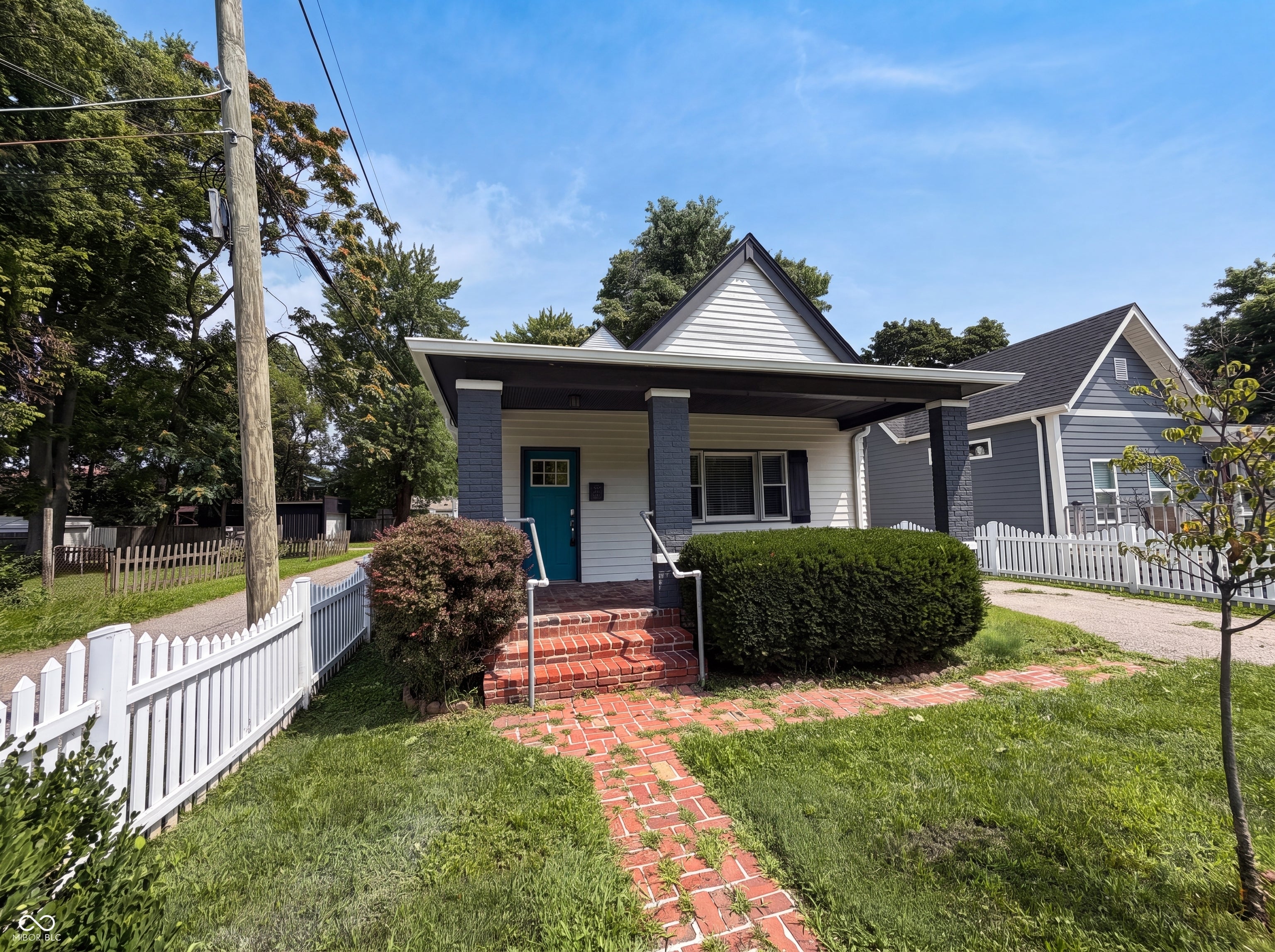 1230 E Pleasant Run Parkway North Drive — photo