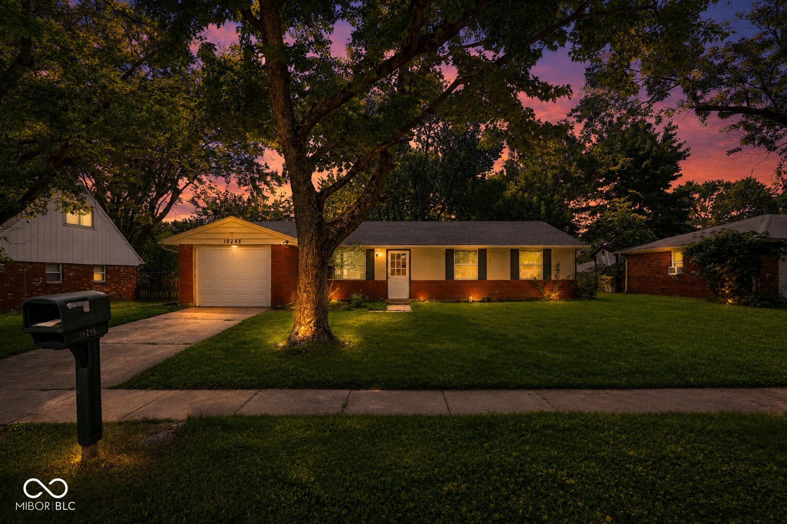 10245 Chris Drive — photo
