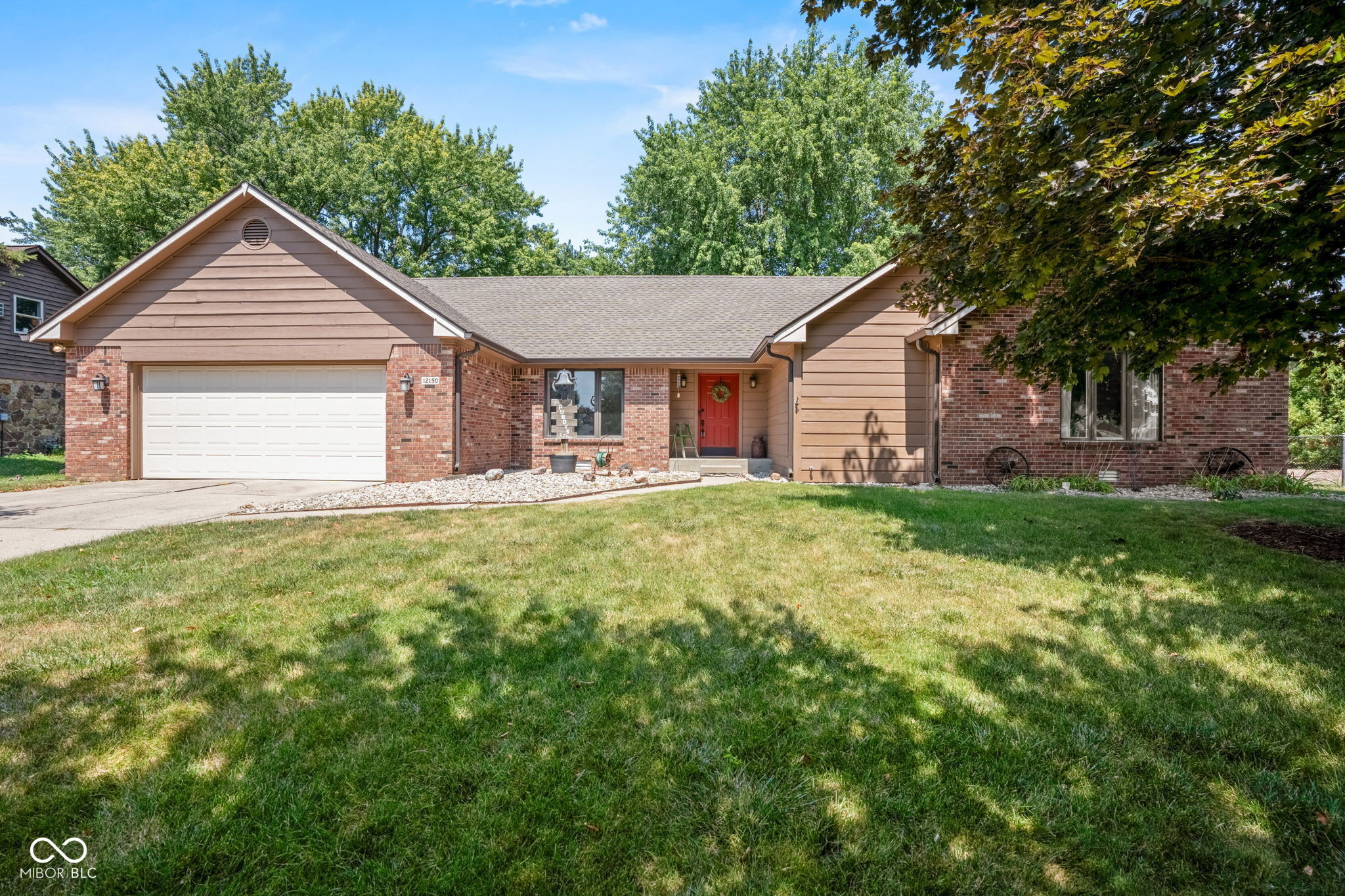 12150 Sunrise Court — photo