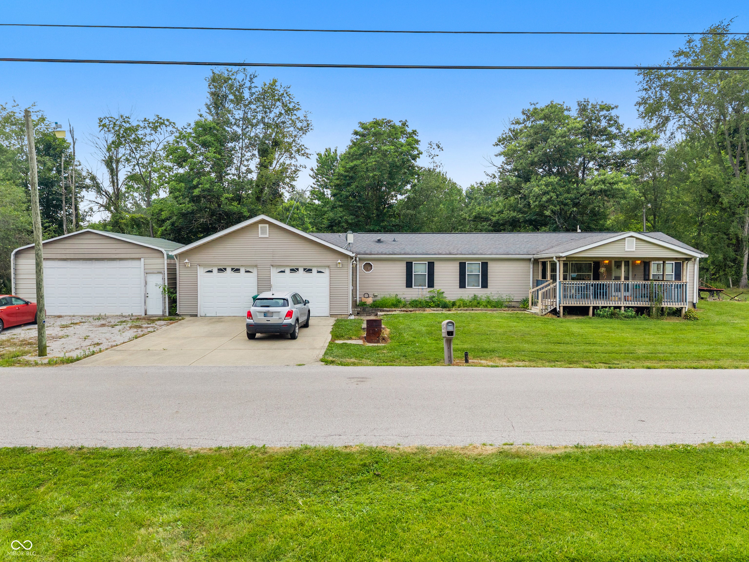 6376 Hall School Road — photo