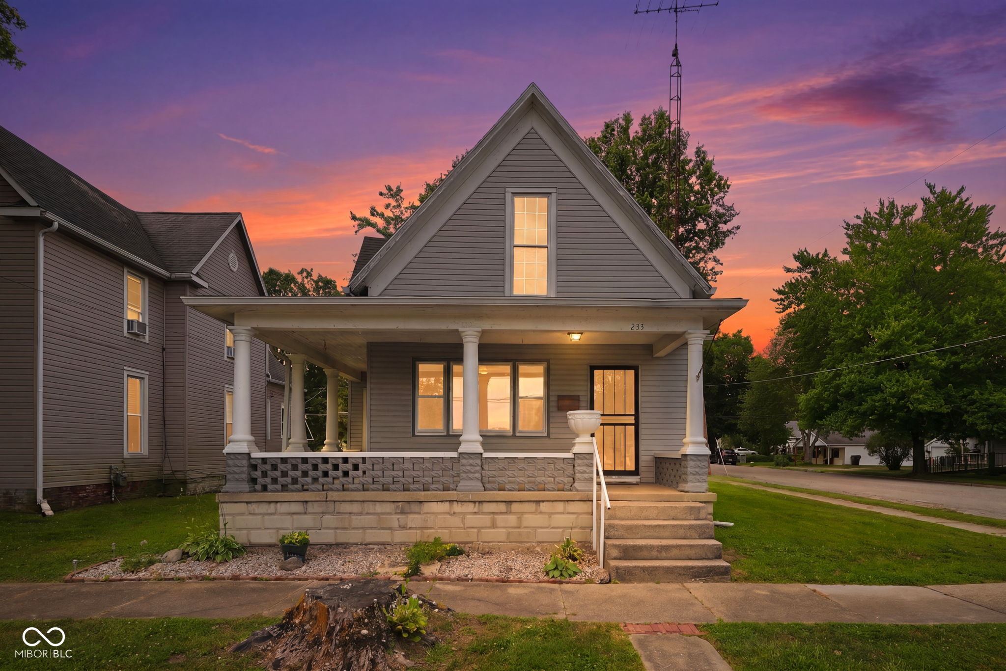 233 N Walnut Street — photo