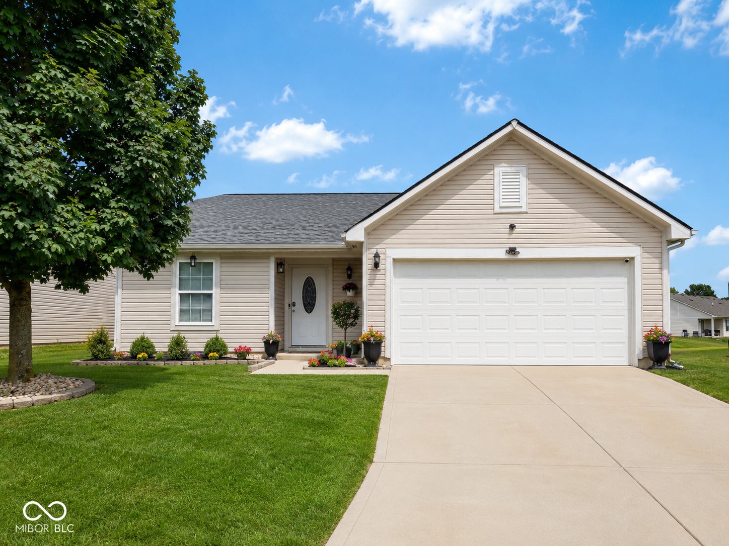 7648 Firecrest Lane — photo