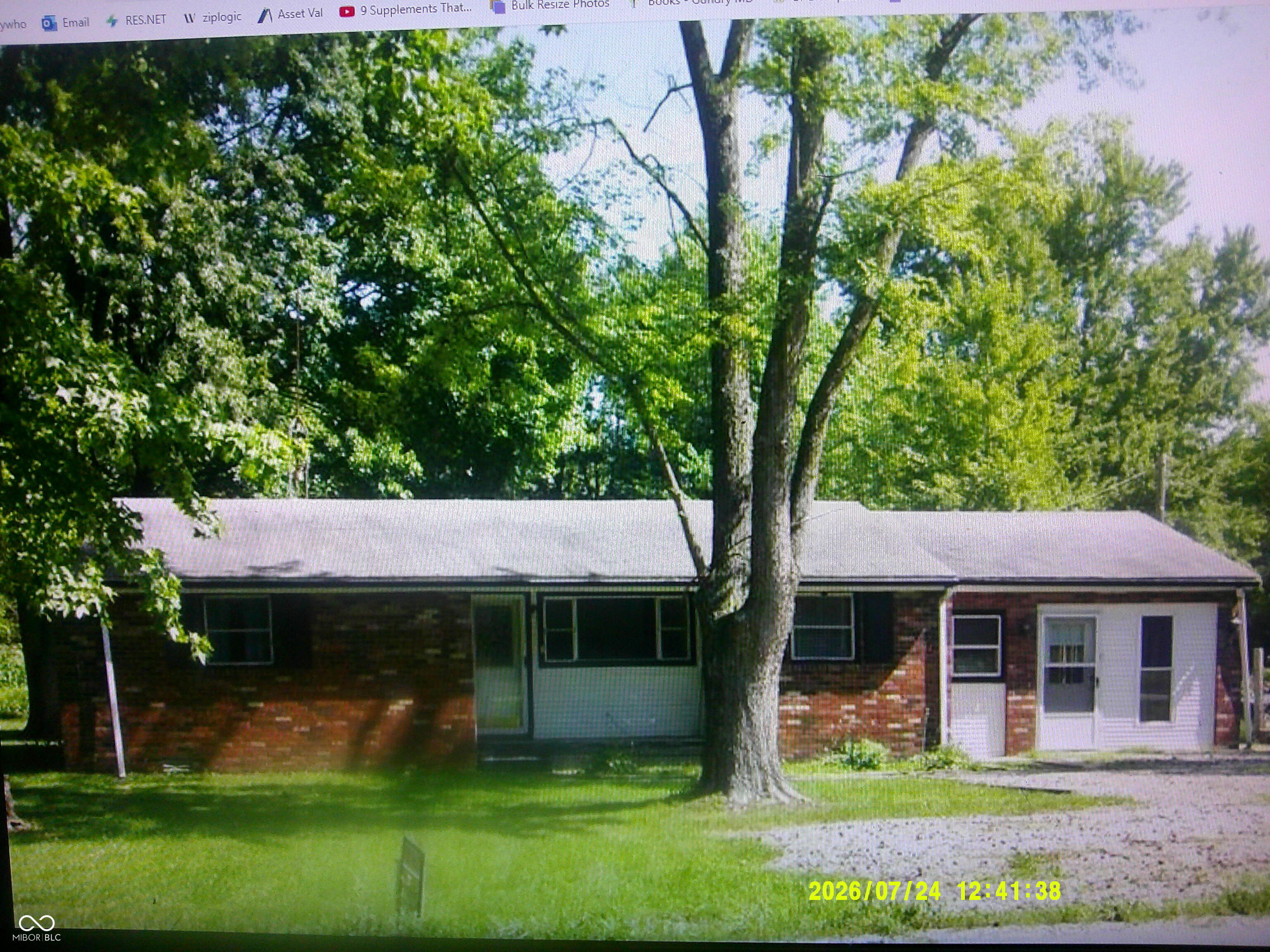 1160 E US Highway 50 — photo