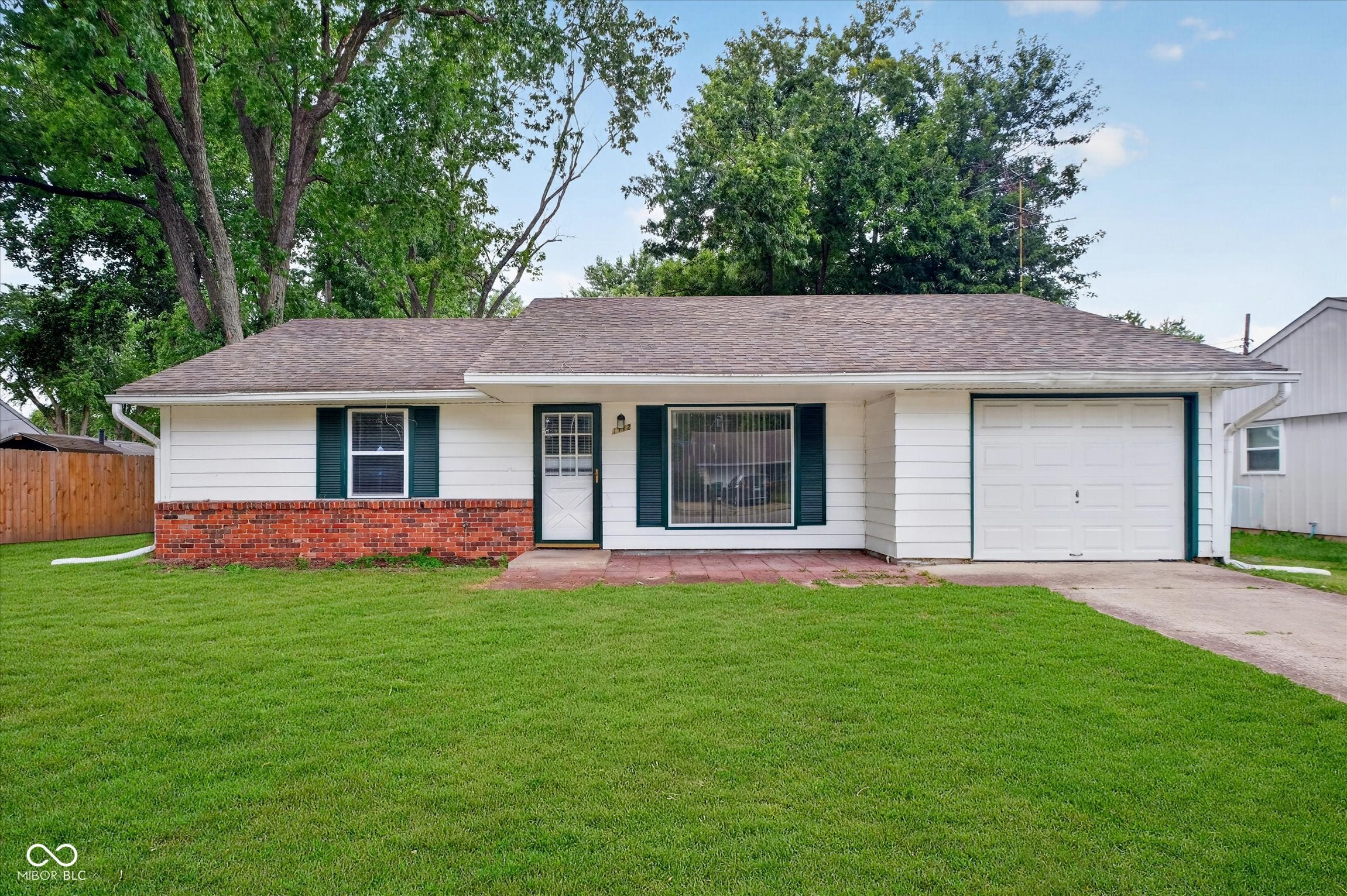 1112 Walton Drive — photo