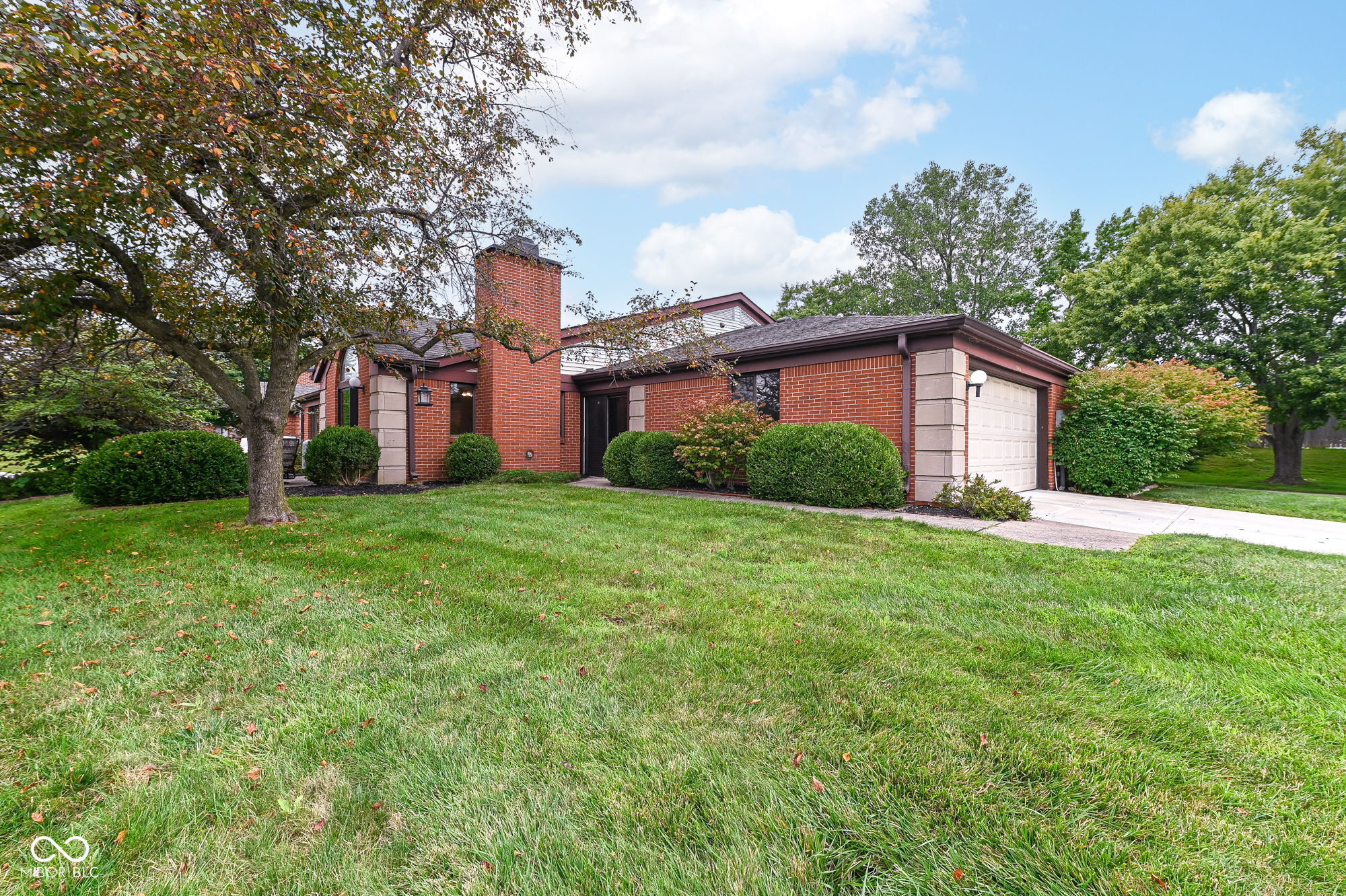 2066 Oak Run Court — photo