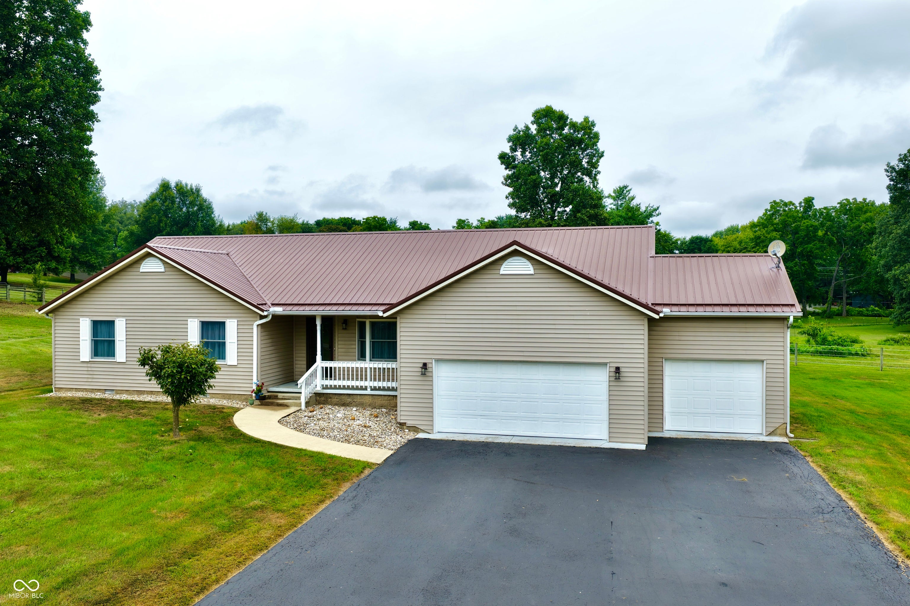 4435 Ellington Court — photo