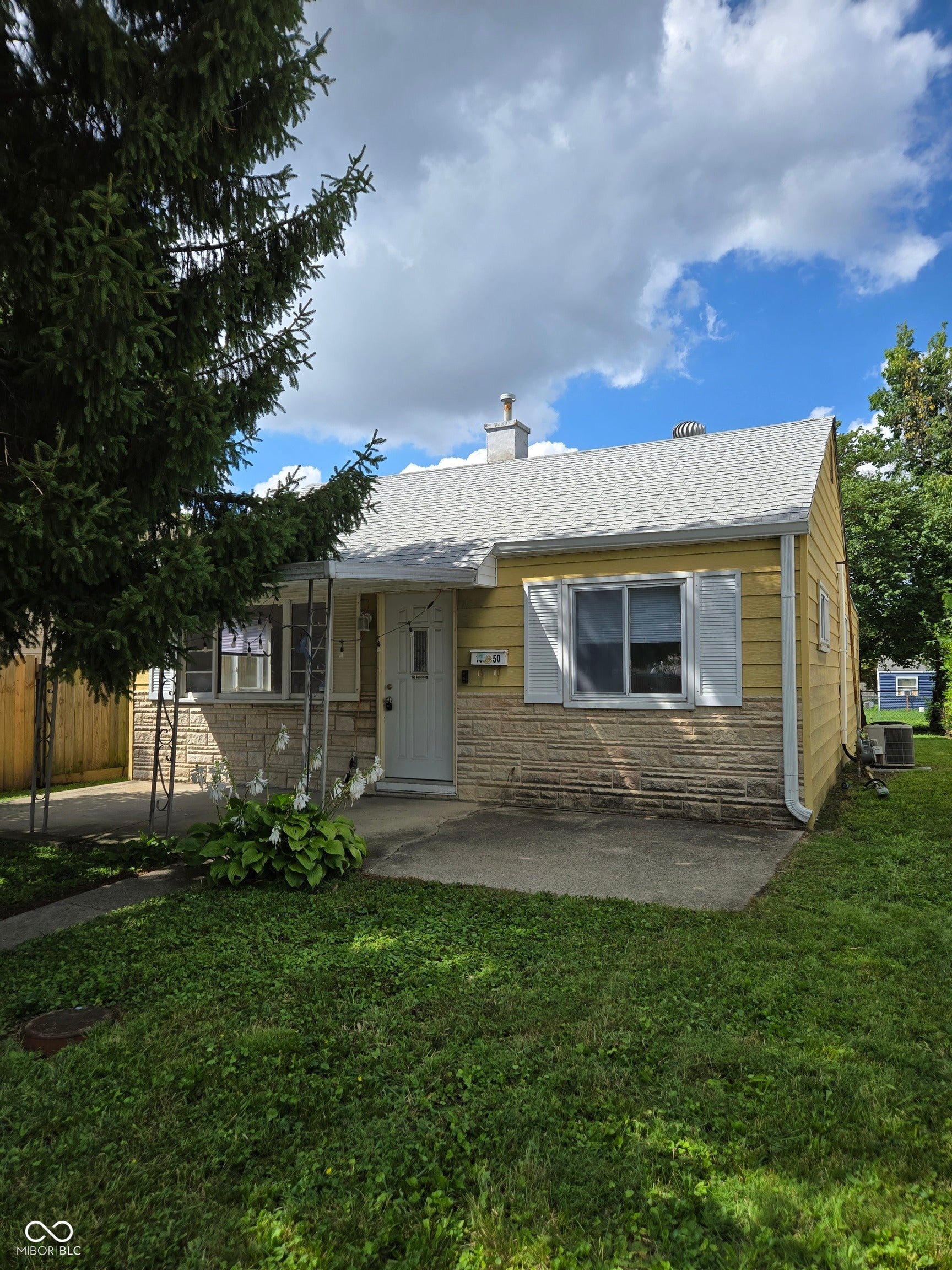 1650 E Naomi Street — photo