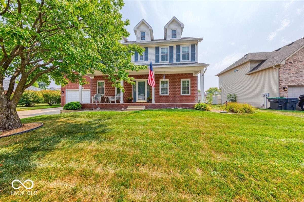 415 N Greenbriar Drive — photo