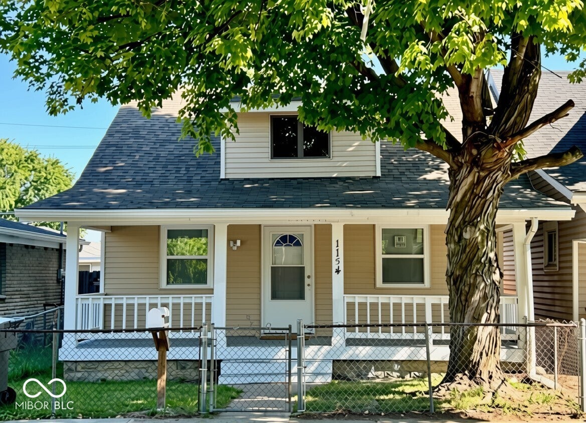 1154 Bacon Street — photo