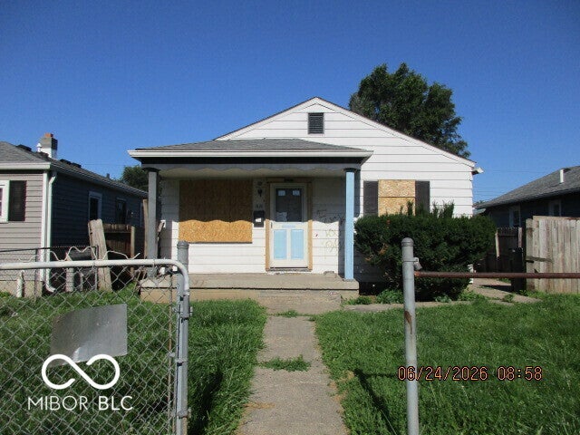 1636 N Alton Avenue — photo