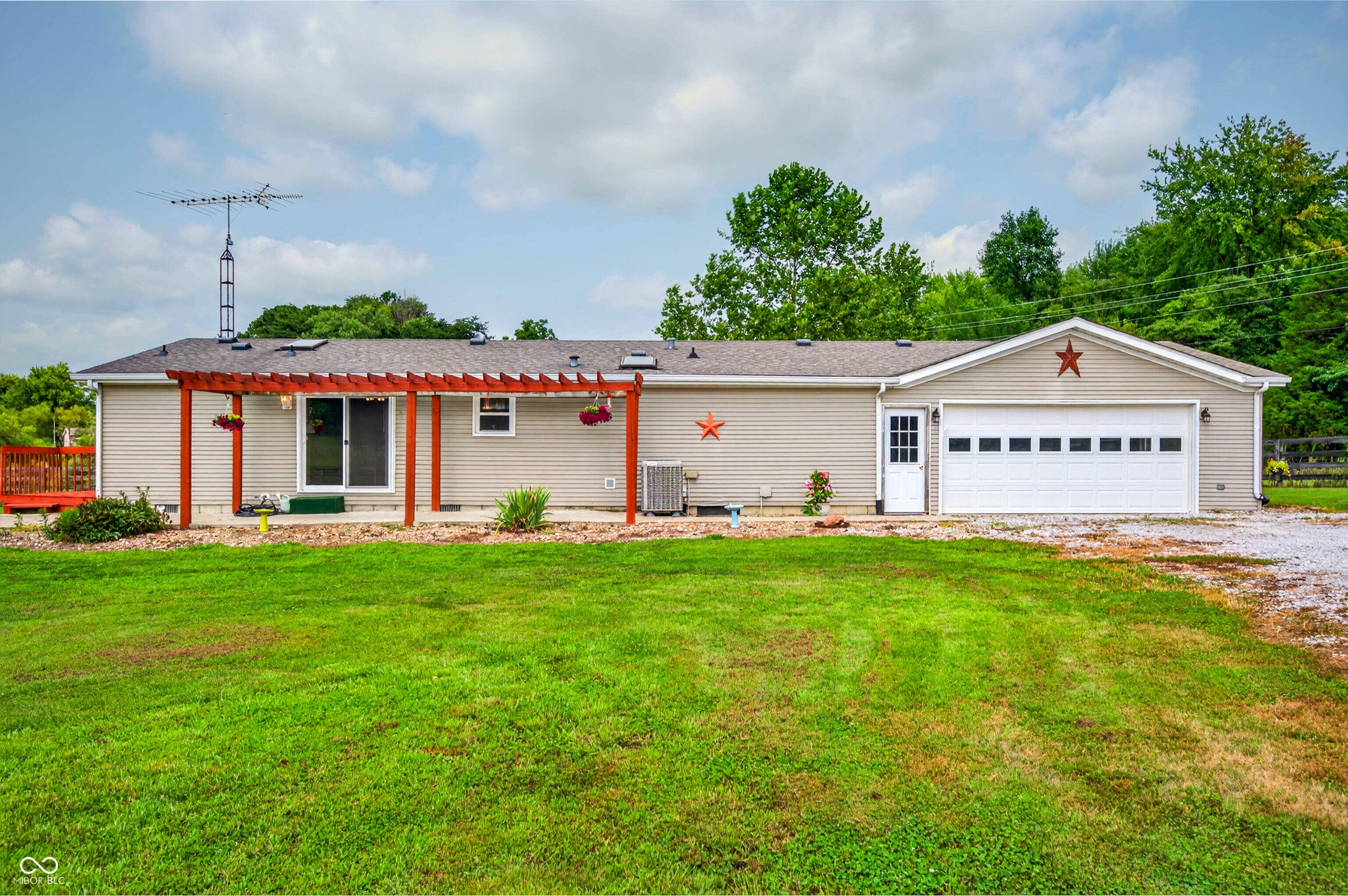 2248 W State Road 58 — photo