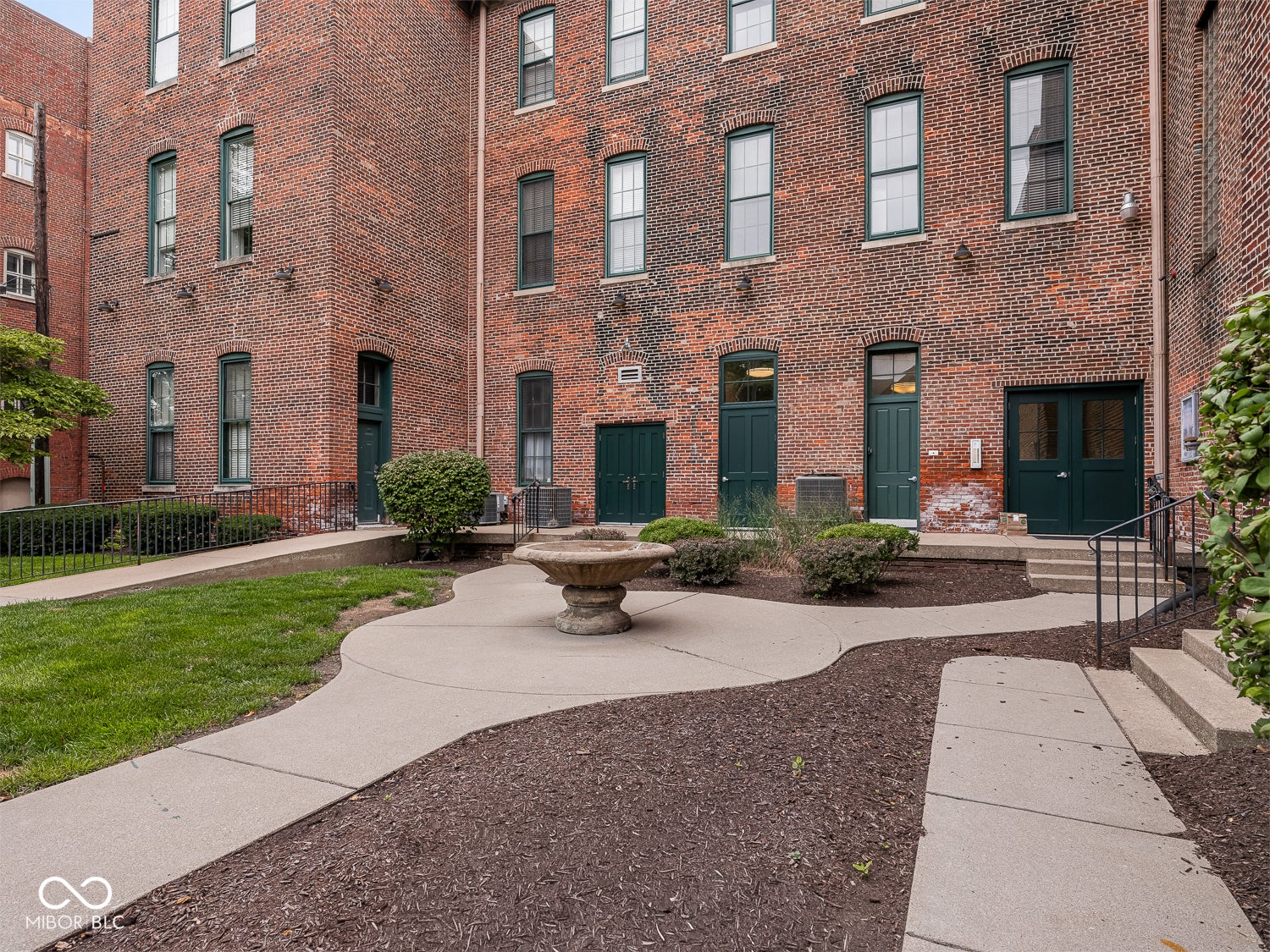 970 Fort Wayne Avenue 301 — photo