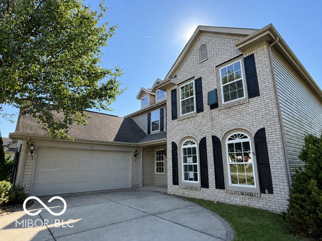 750 Squire Lane — photo