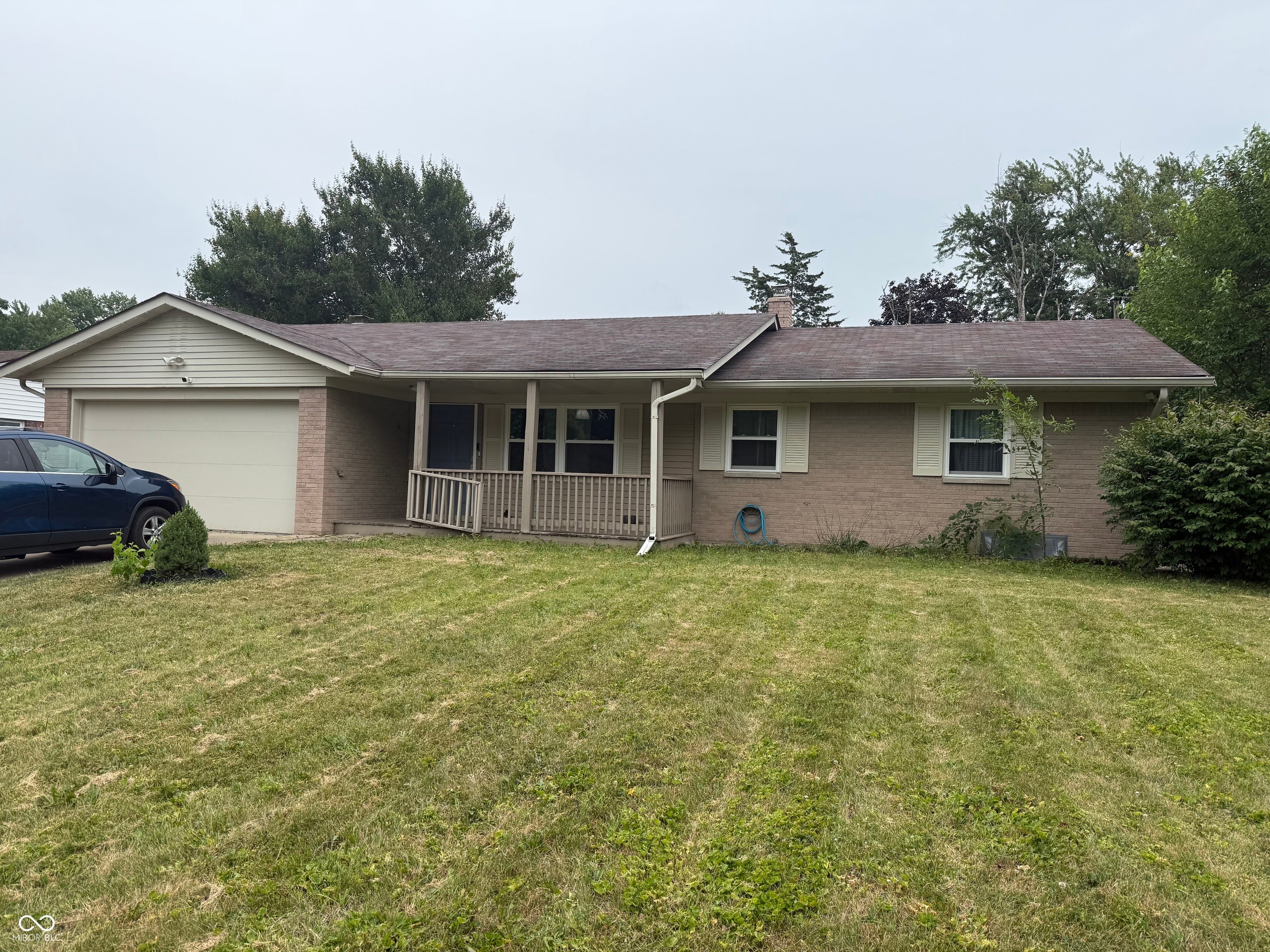 1205 Roseway Drive — photo