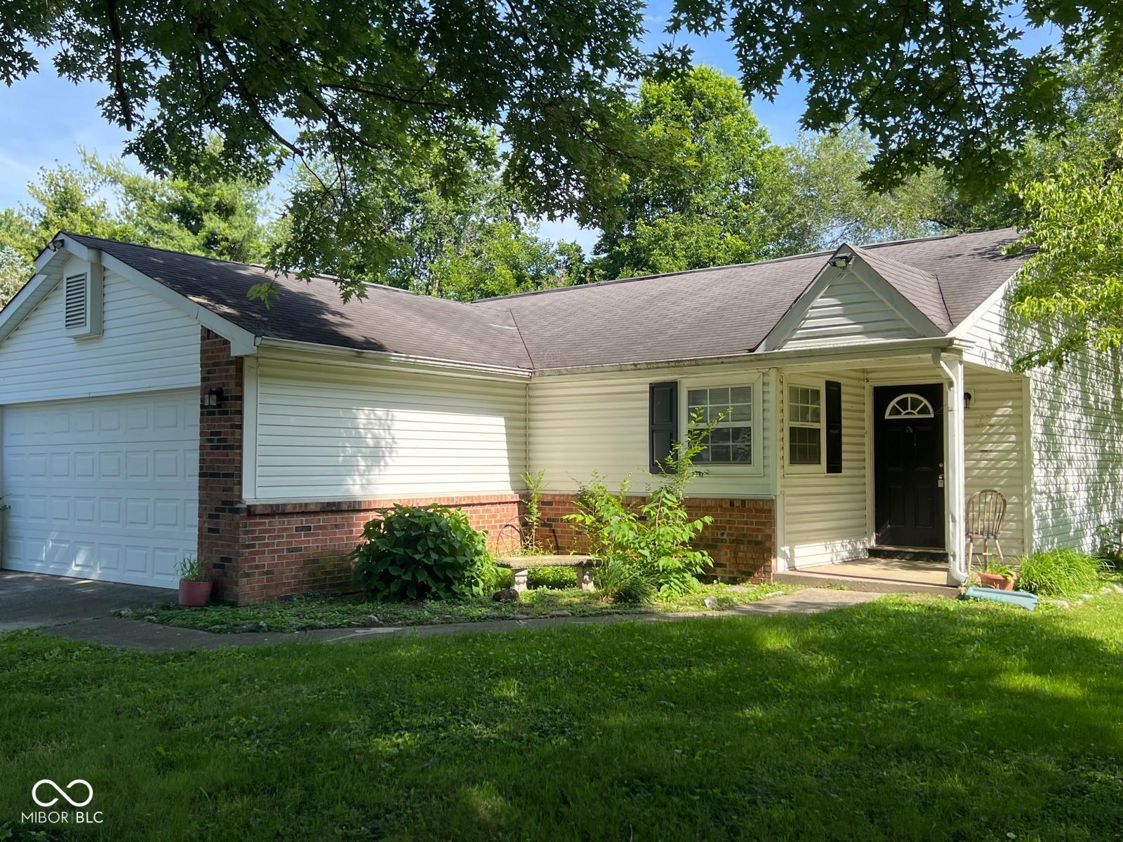 2208 Friendship Drive — photo