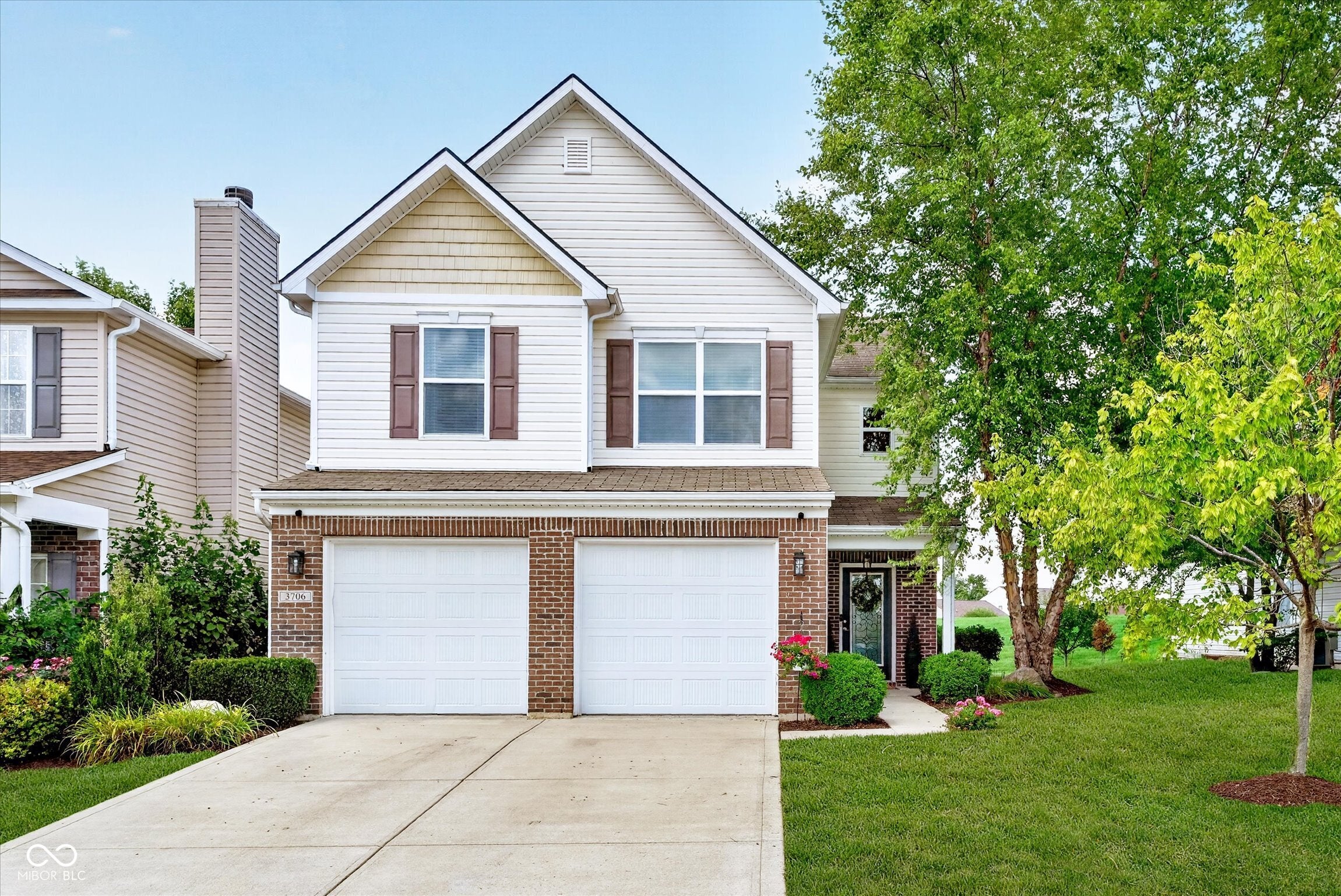 3706 White Cliff Way — photo