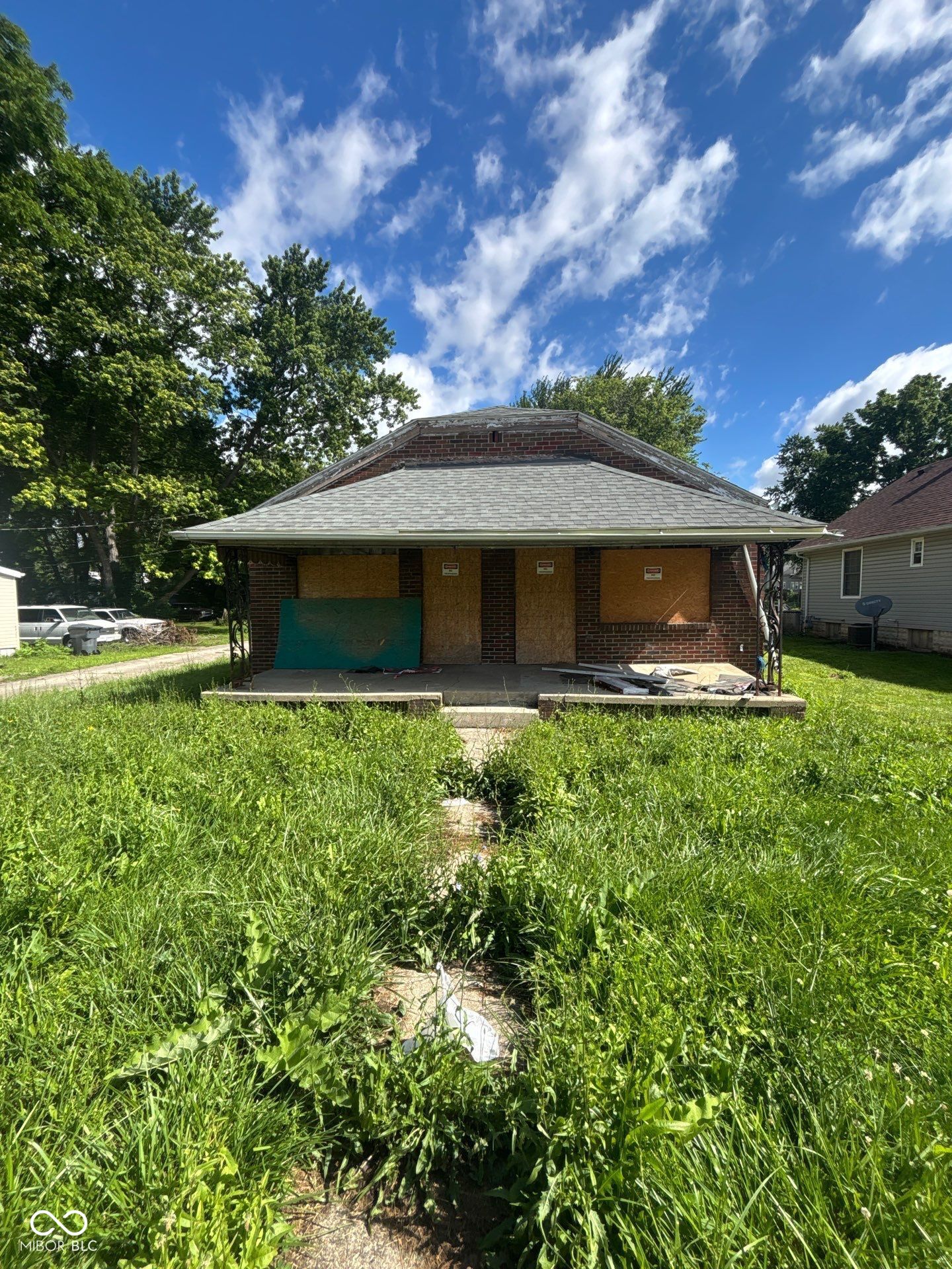 1028 W 10th Street — photo