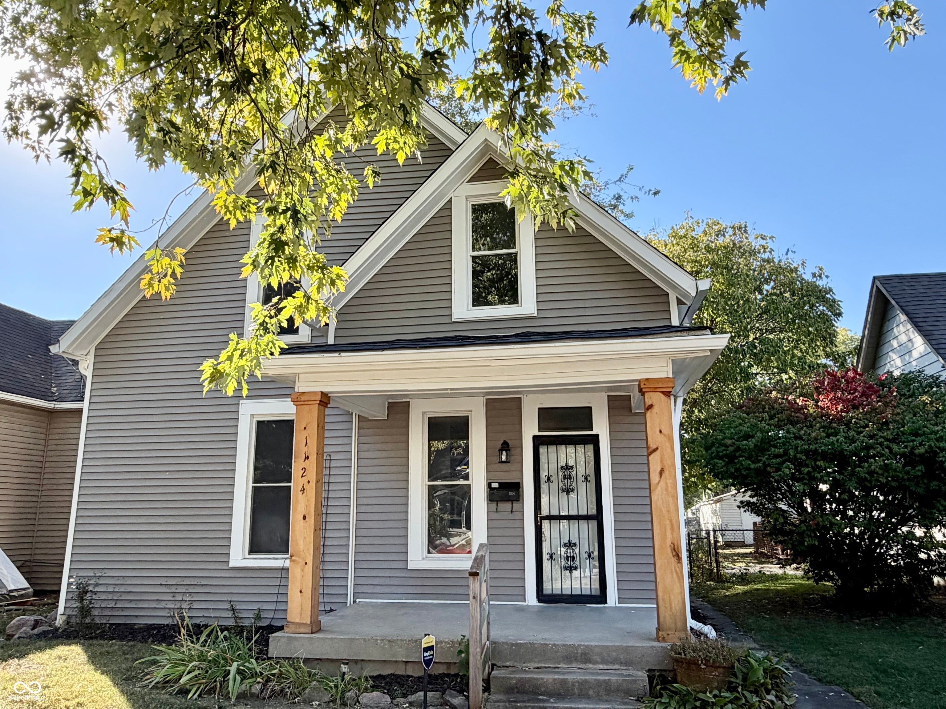 1124 S Reisner — photo
