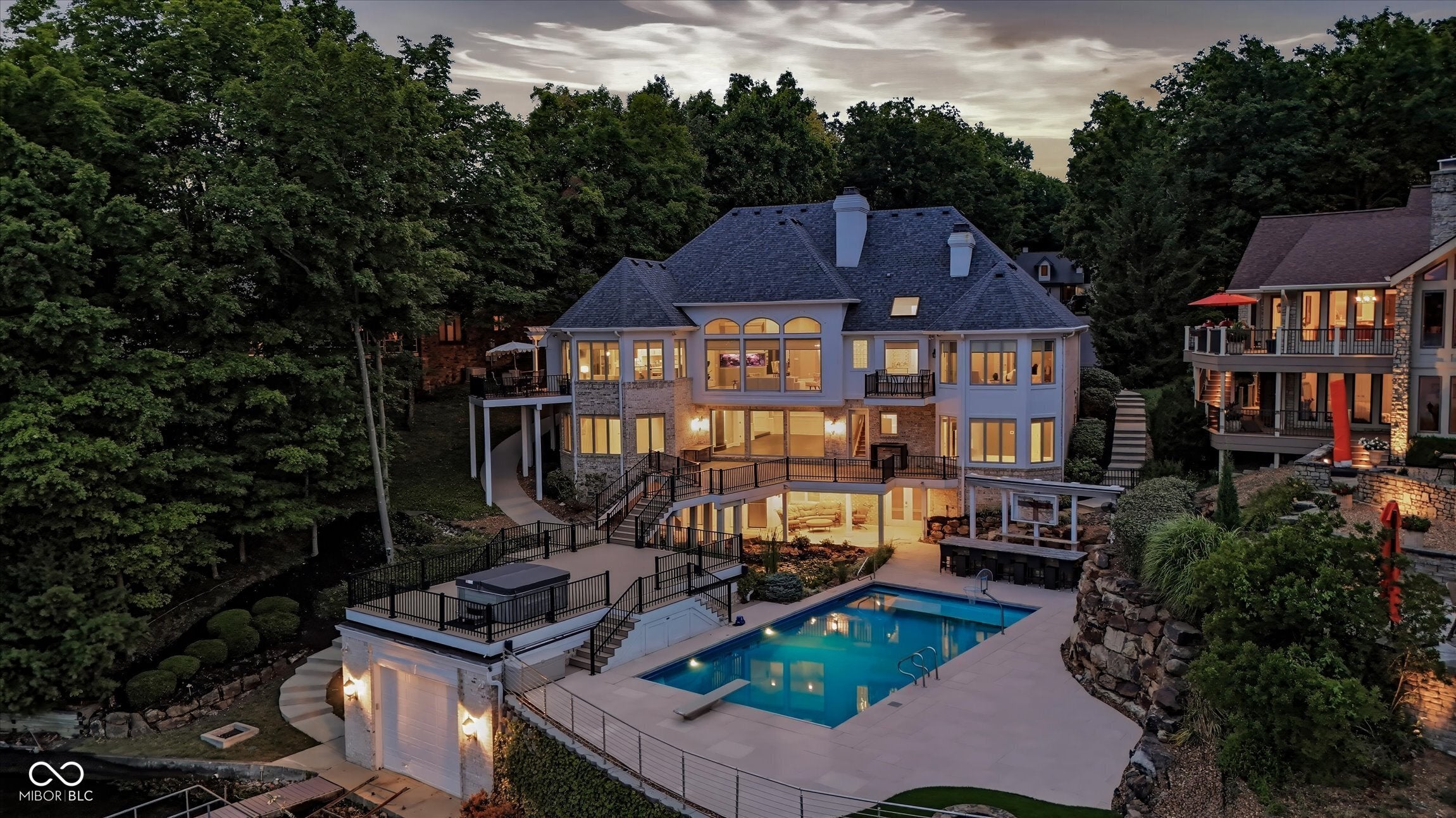 8811 Spinnaker Court — photo