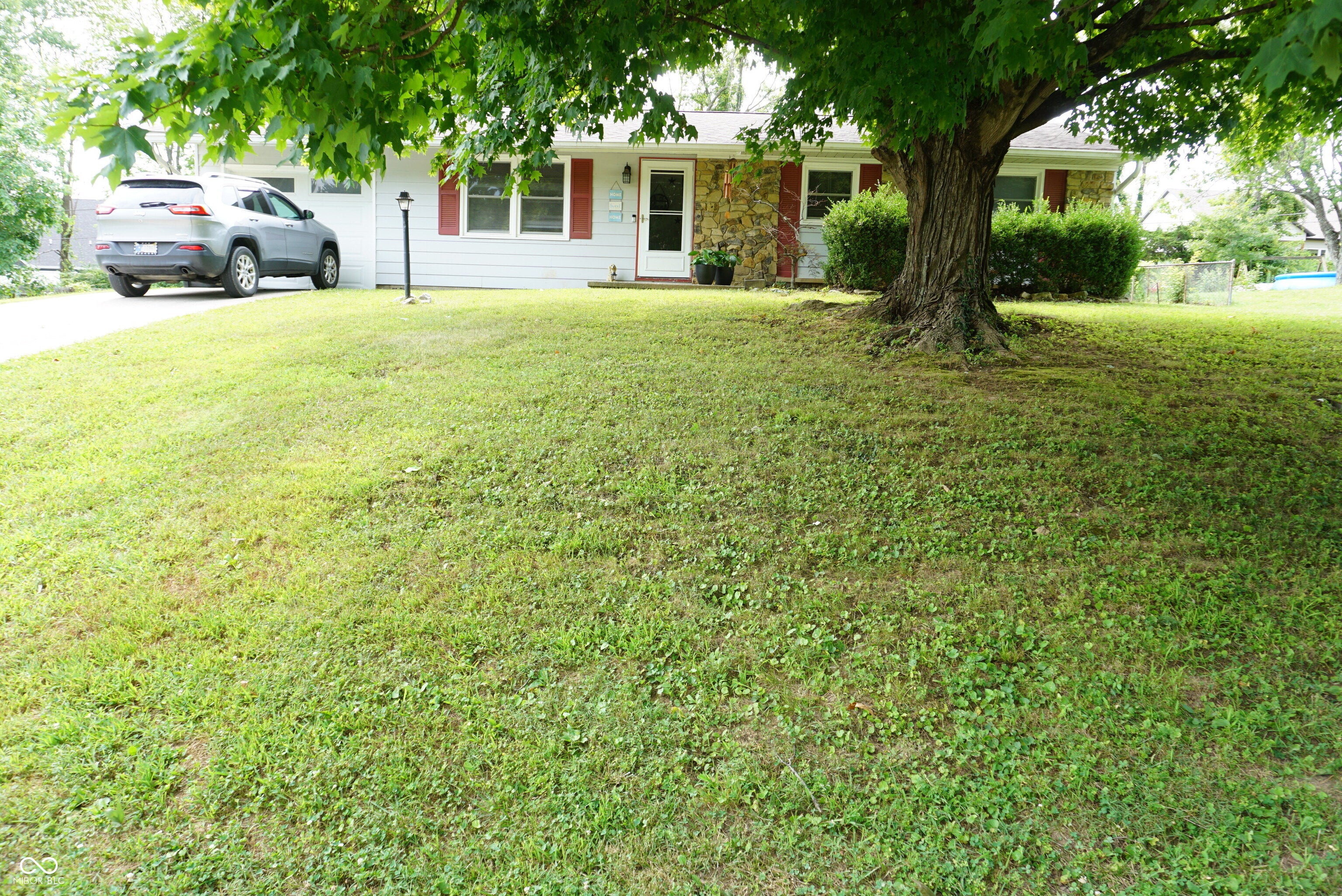 4333 N Brookwood Drive — photo