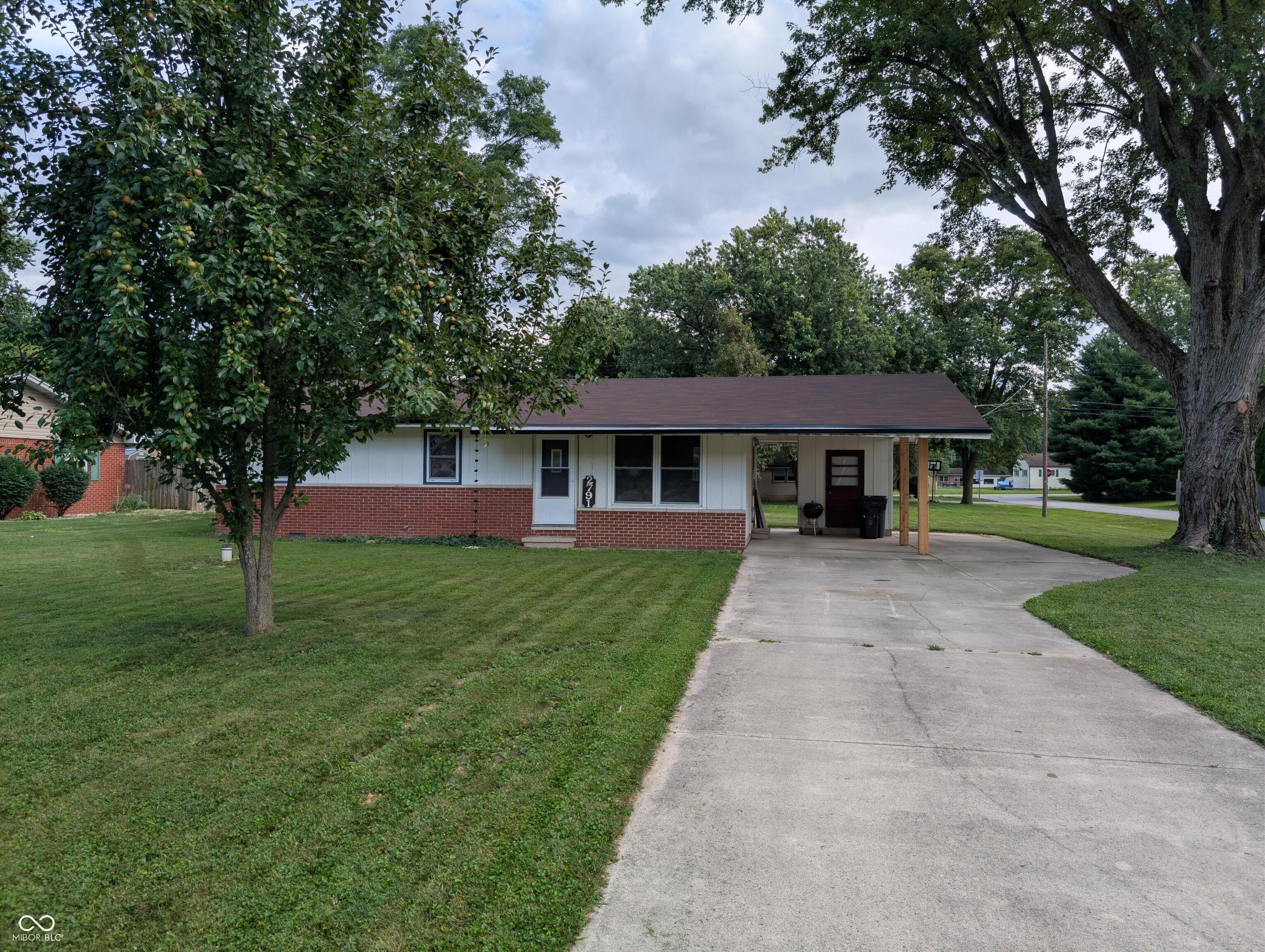 2791 Woodlawn Drive — photo
