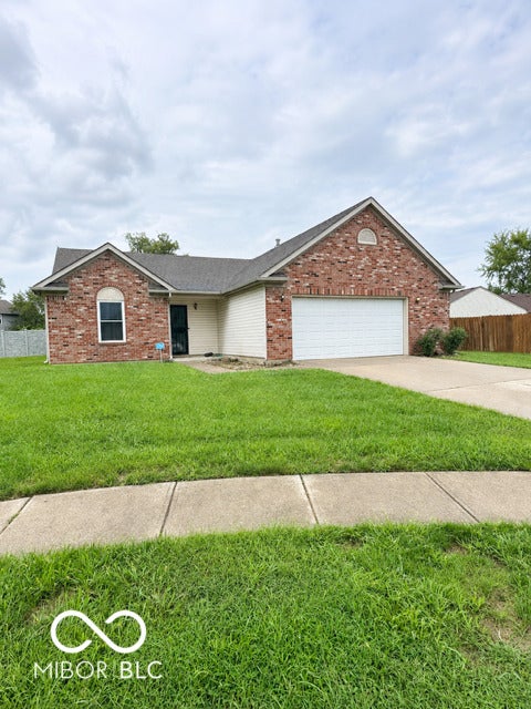 446 Grant Court — photo