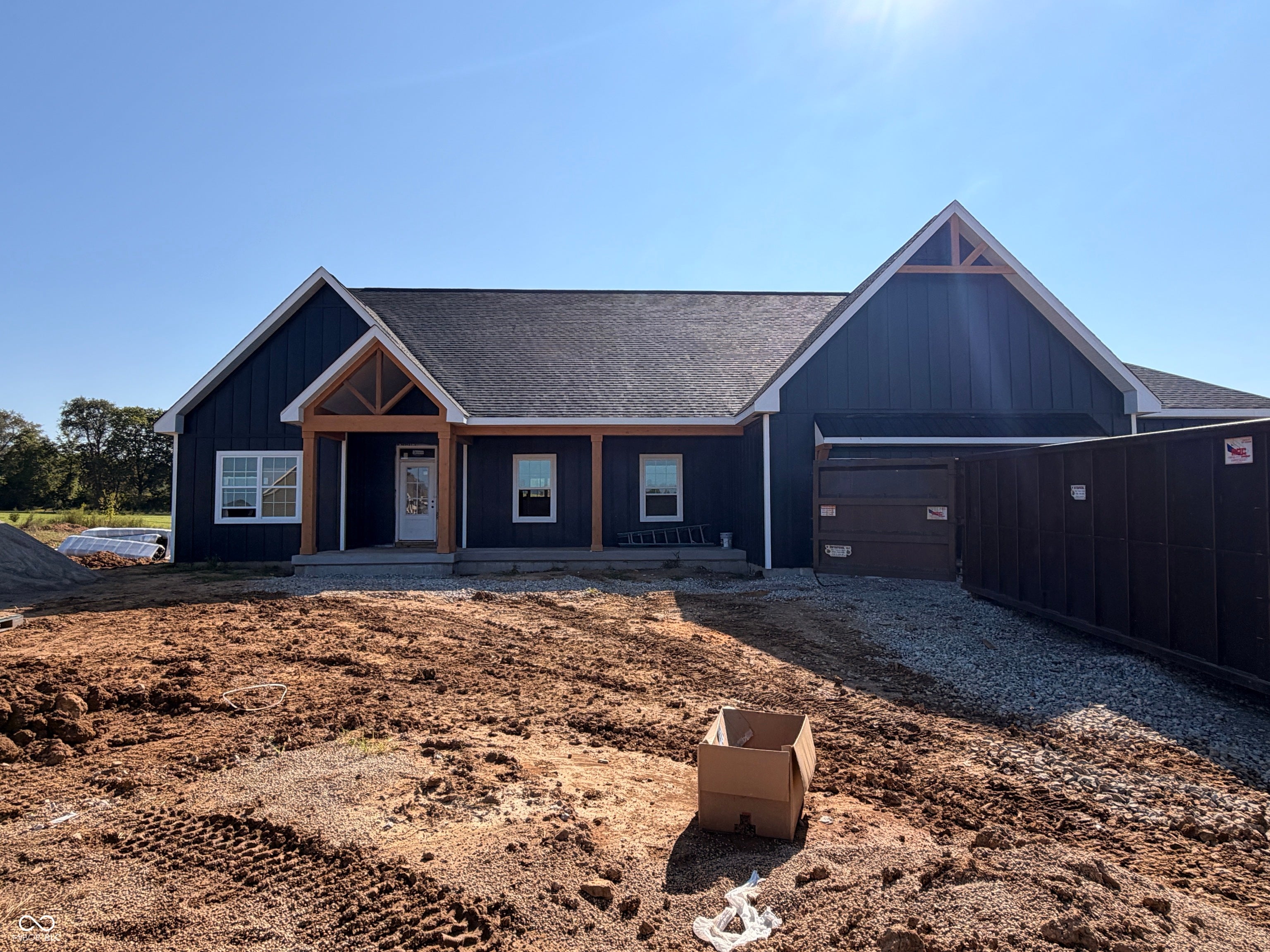 16 Pine Hills Court — photo