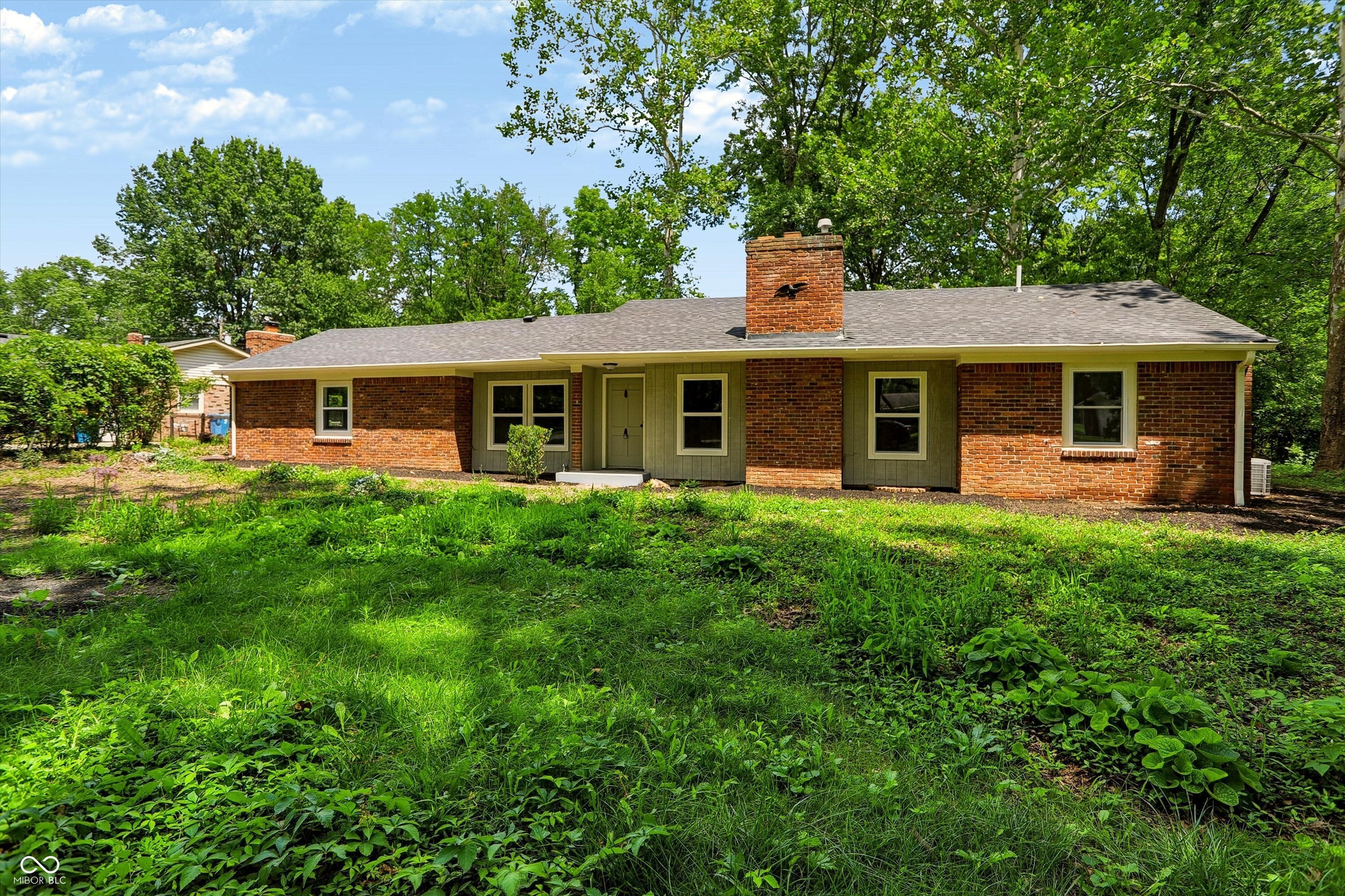 10465 Woodlawn Drive — photo
