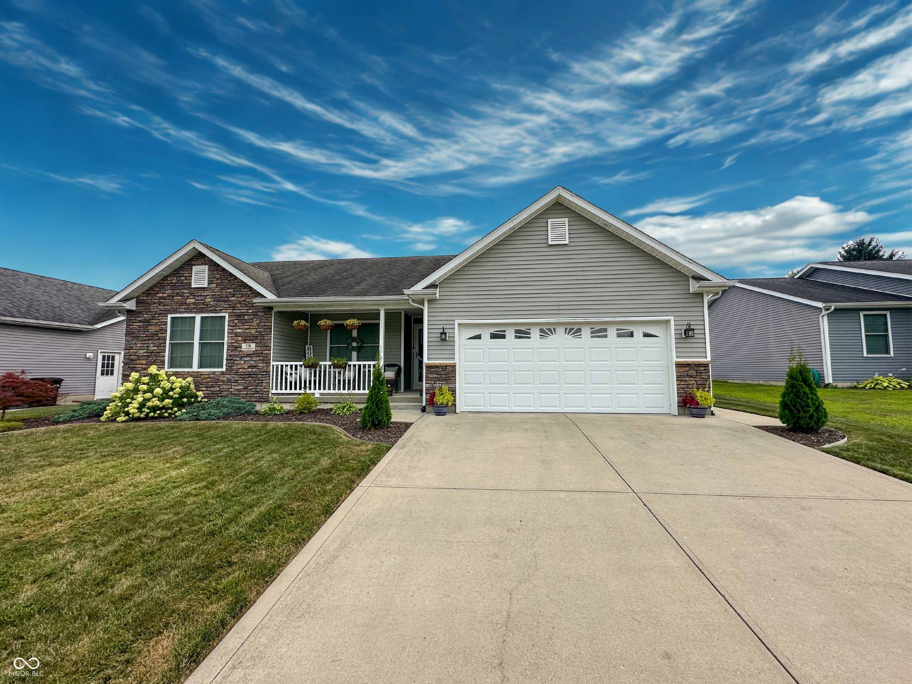 16 Hoosier Heights — photo