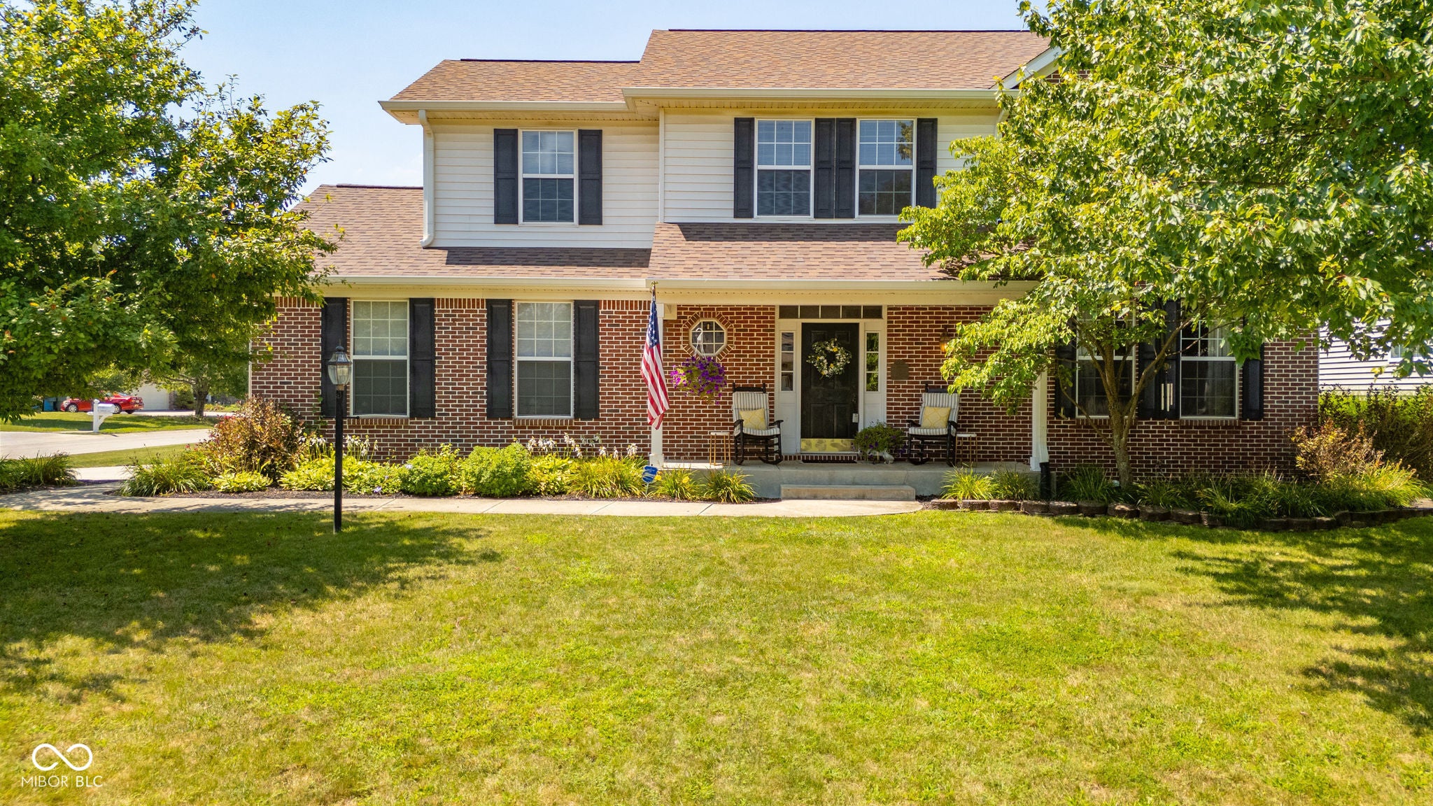 2700 W Ashbrook Lane — photo