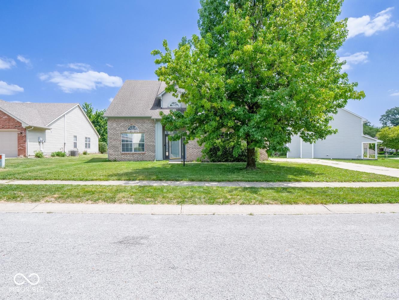 723 Charter Woods Drive — photo