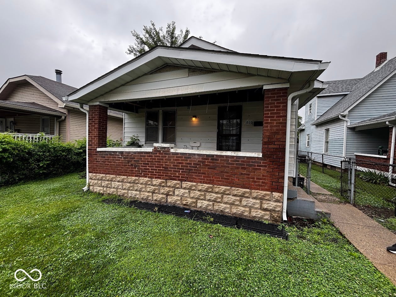 1520 Wade Street — photo
