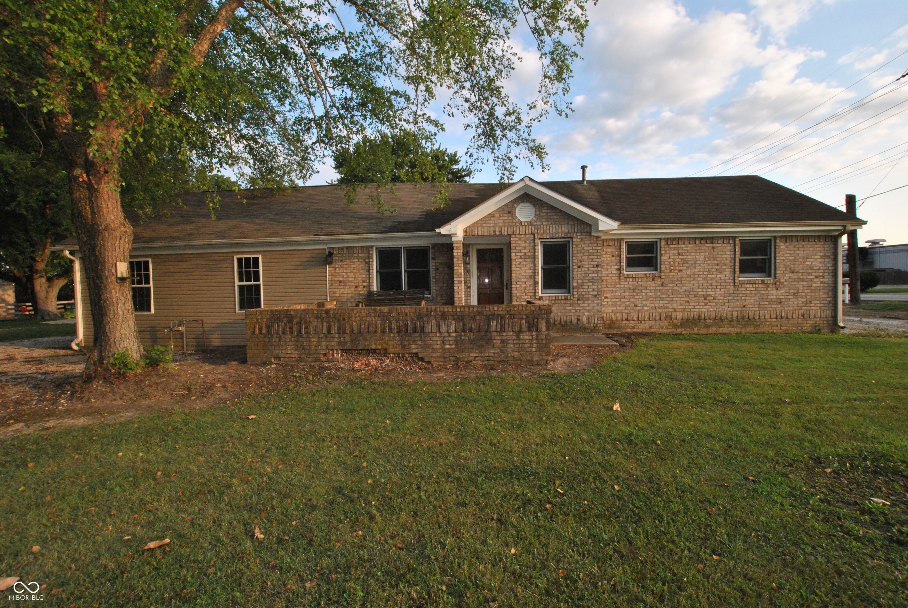1235 Indianapolis Road — photo