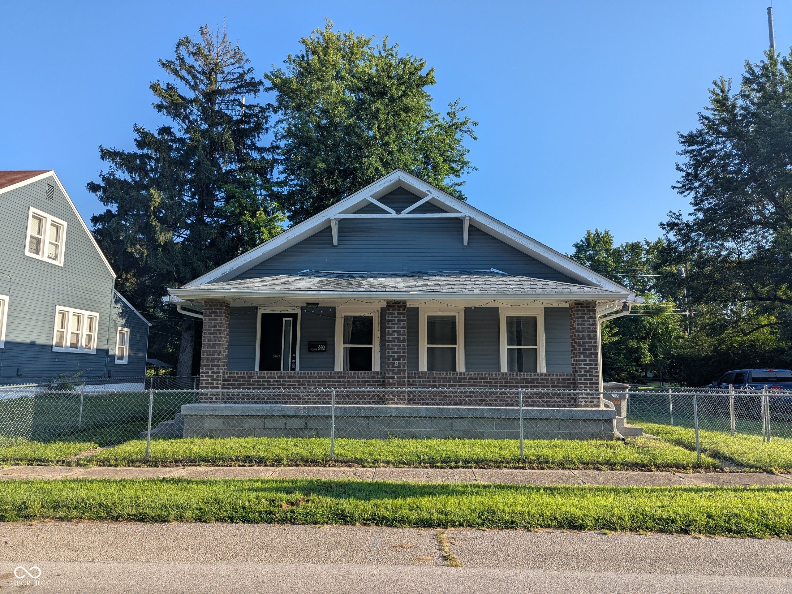 826 E Pleasant Run Parkway North Drive — photo